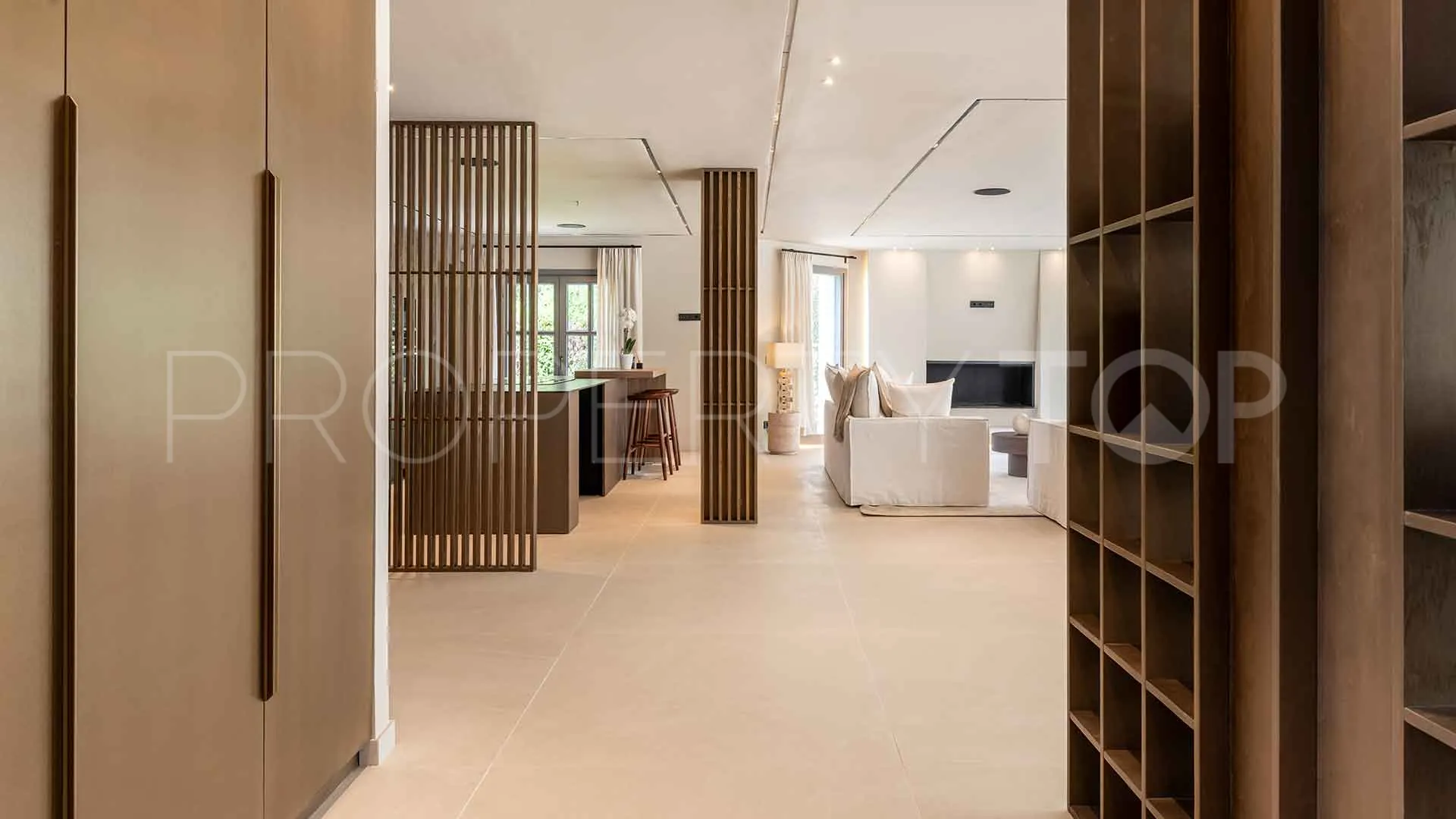 For sale villa with 5 bedrooms in Atalaya Golf