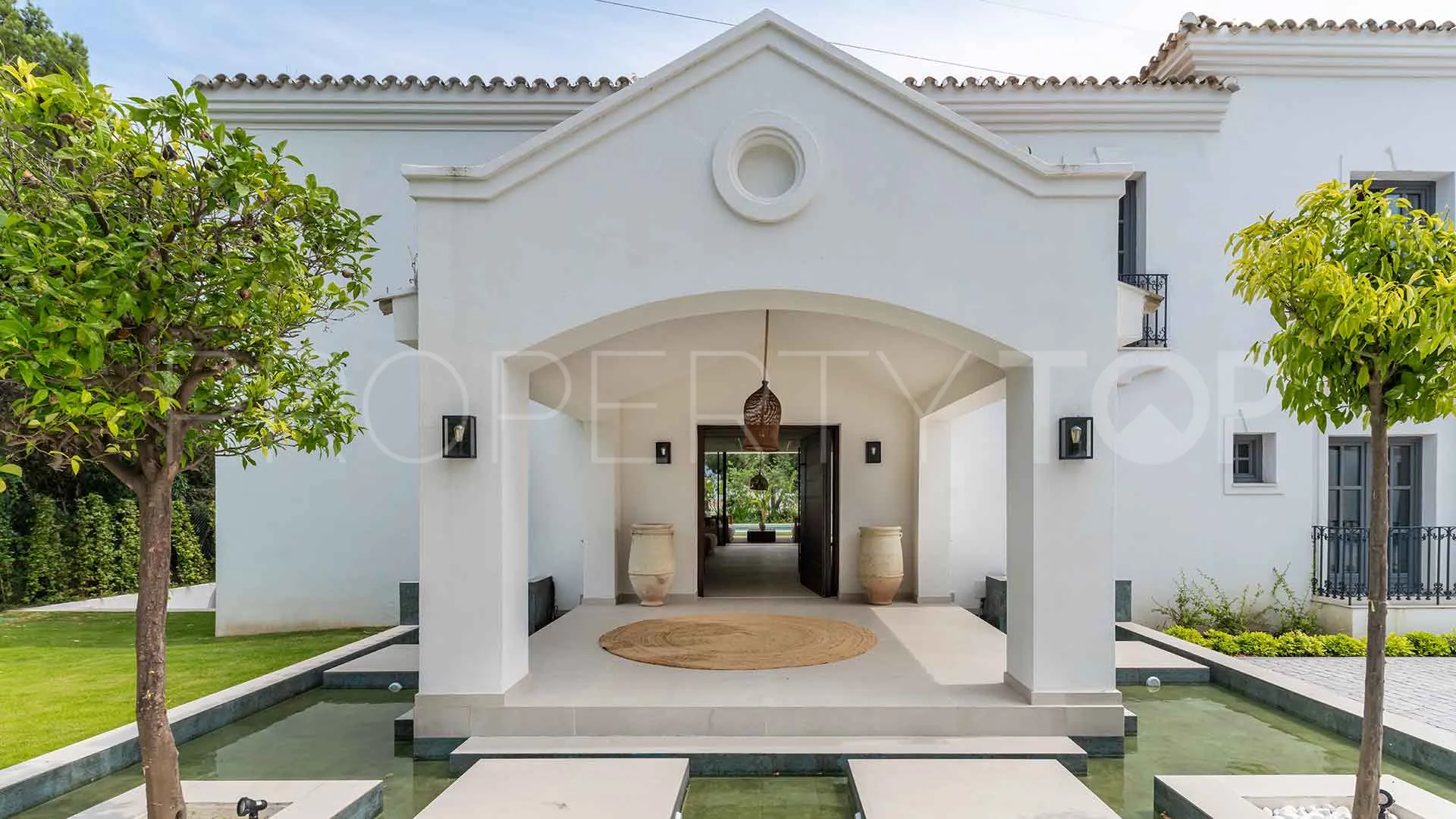 For sale villa with 5 bedrooms in Atalaya Golf