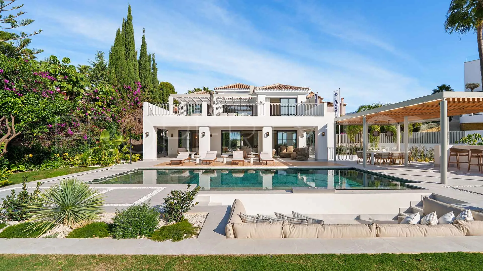 El Herrojo 5 bedrooms villa for sale