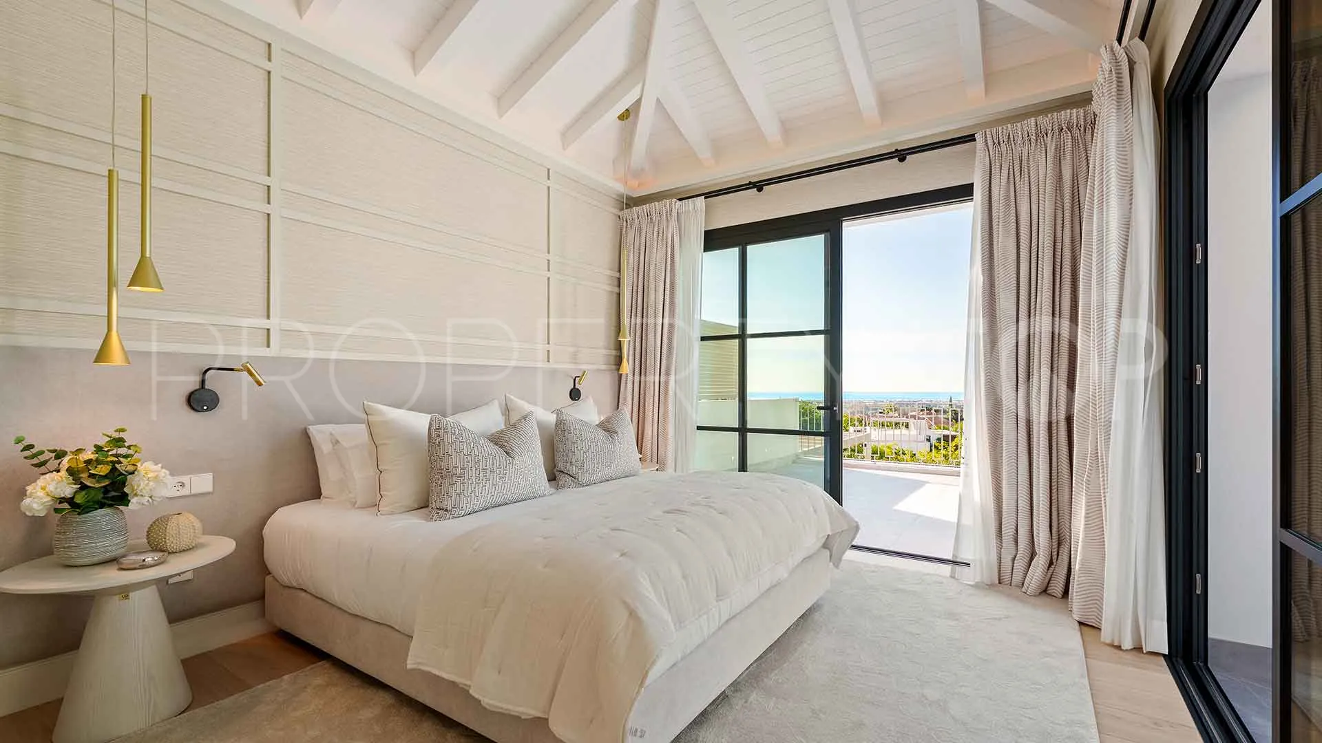 El Herrojo 5 bedrooms villa for sale