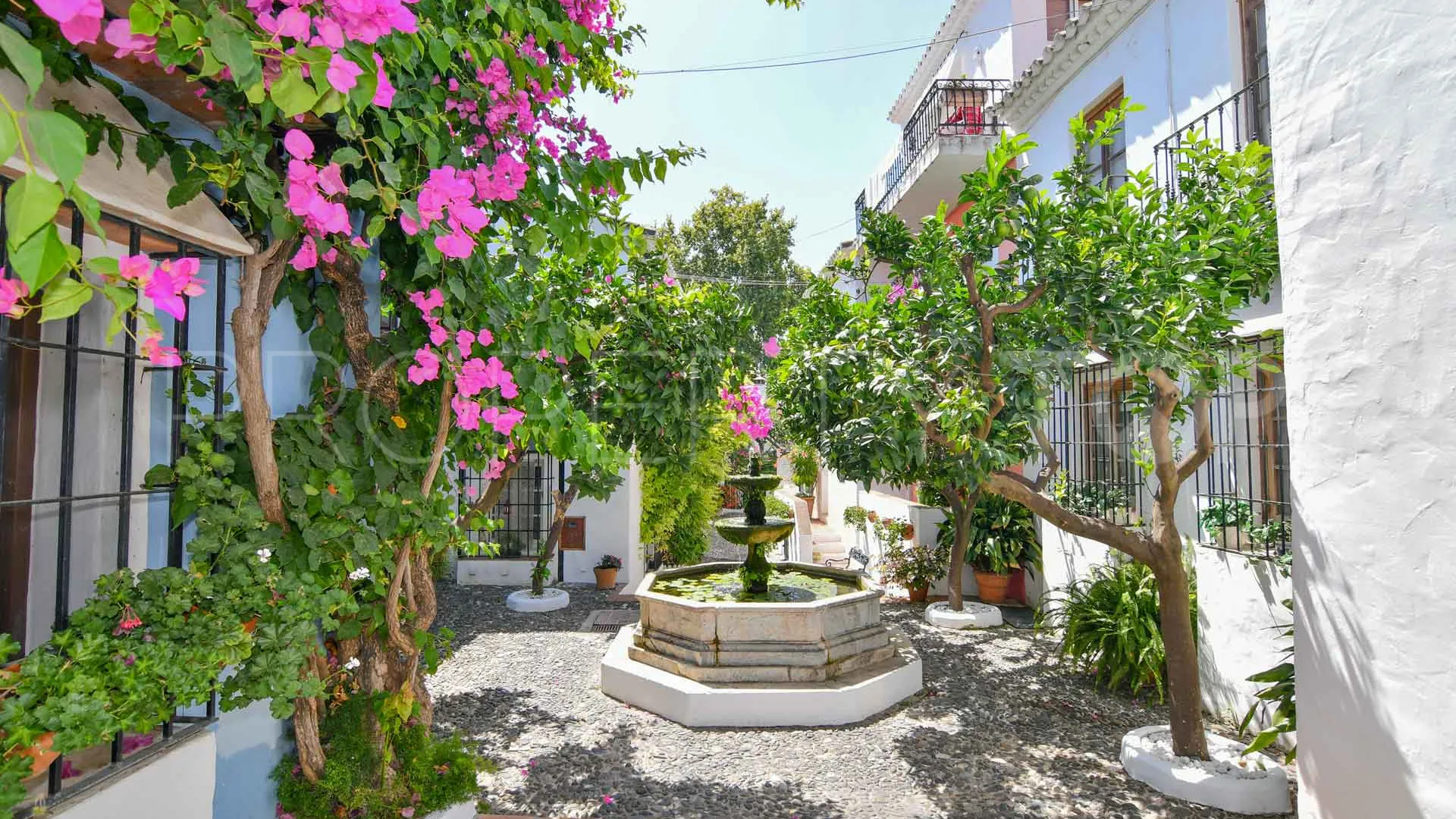 La Virginia town house for sale