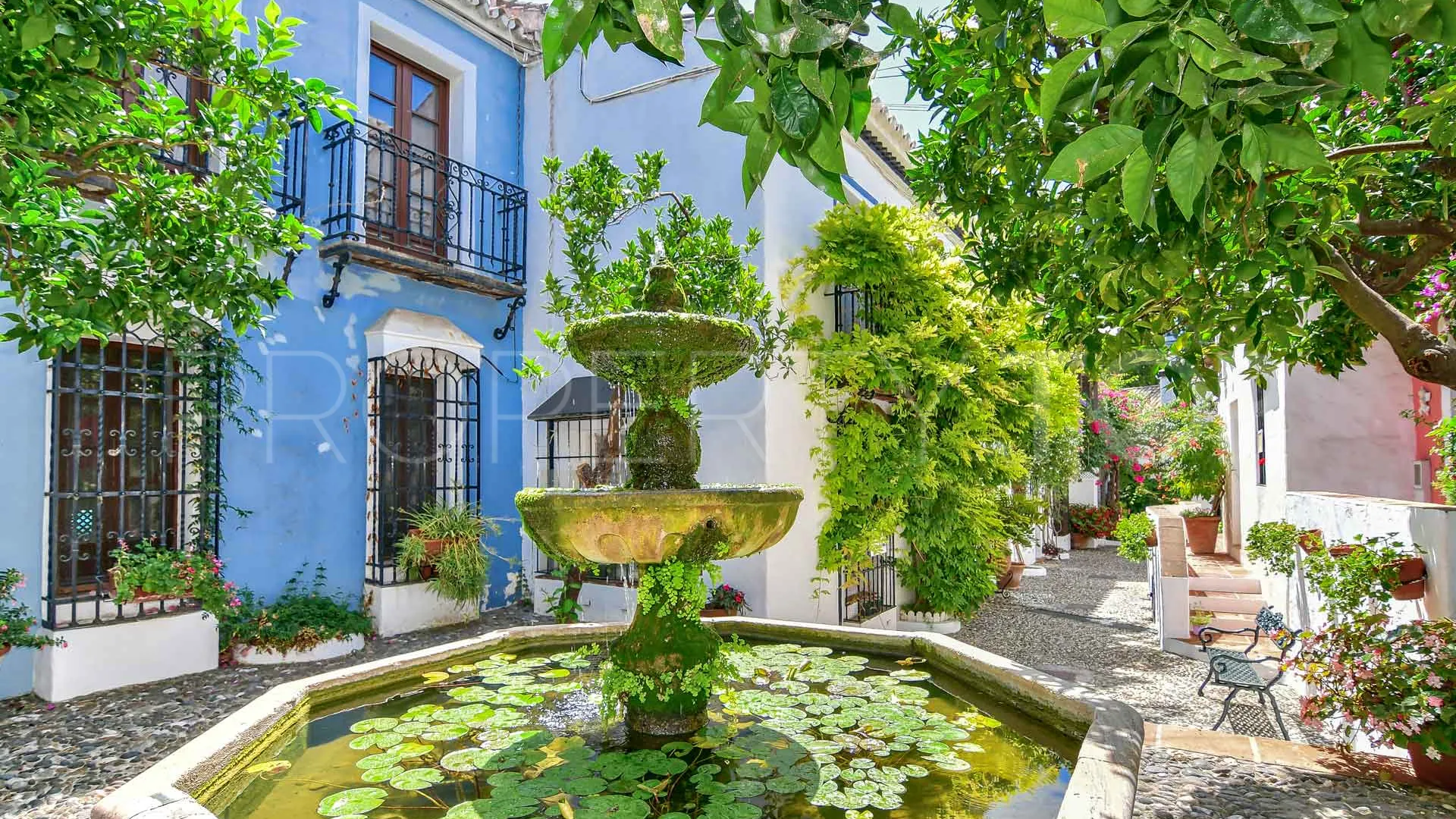 La Virginia town house for sale