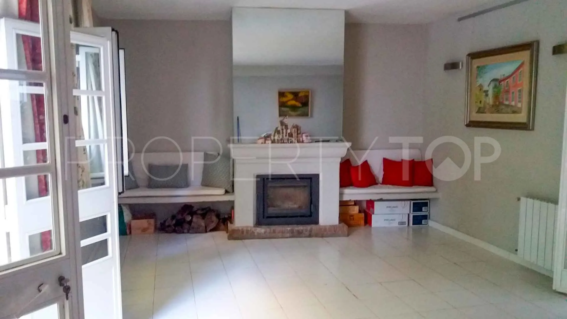 La Virginia town house for sale