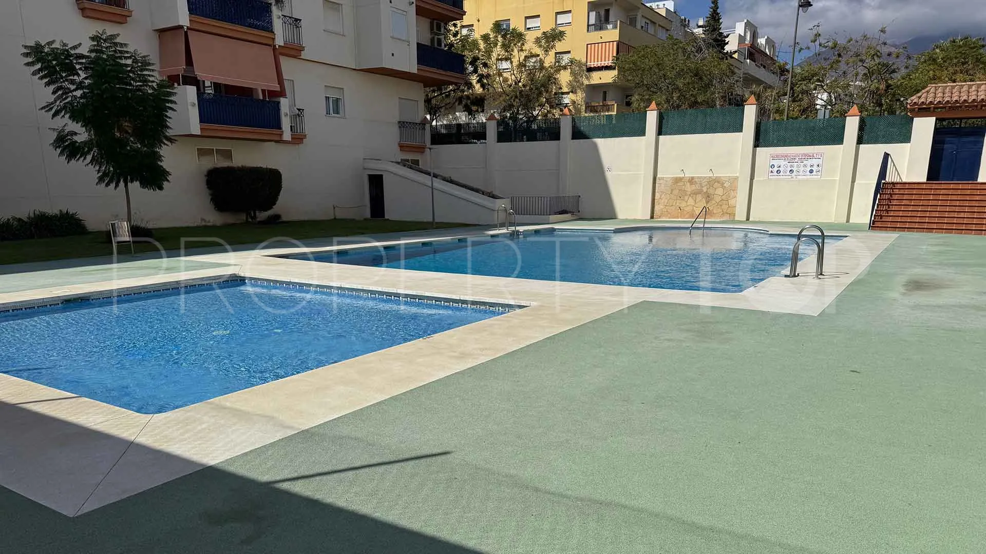 Se vende Ático en Estepona Centro con 4 dormitorios