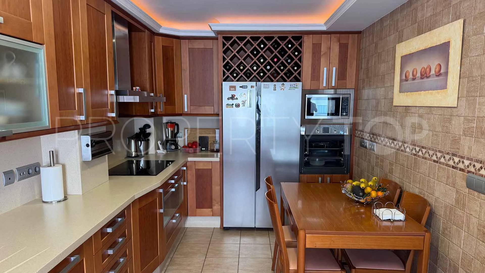 Se vende Ático en Estepona Centro con 4 dormitorios