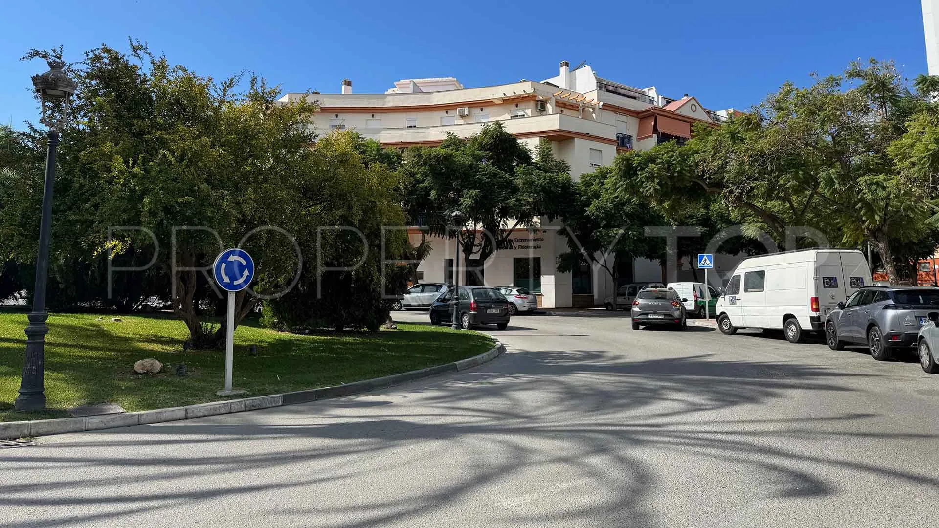 Se vende Ático en Estepona Centro con 4 dormitorios