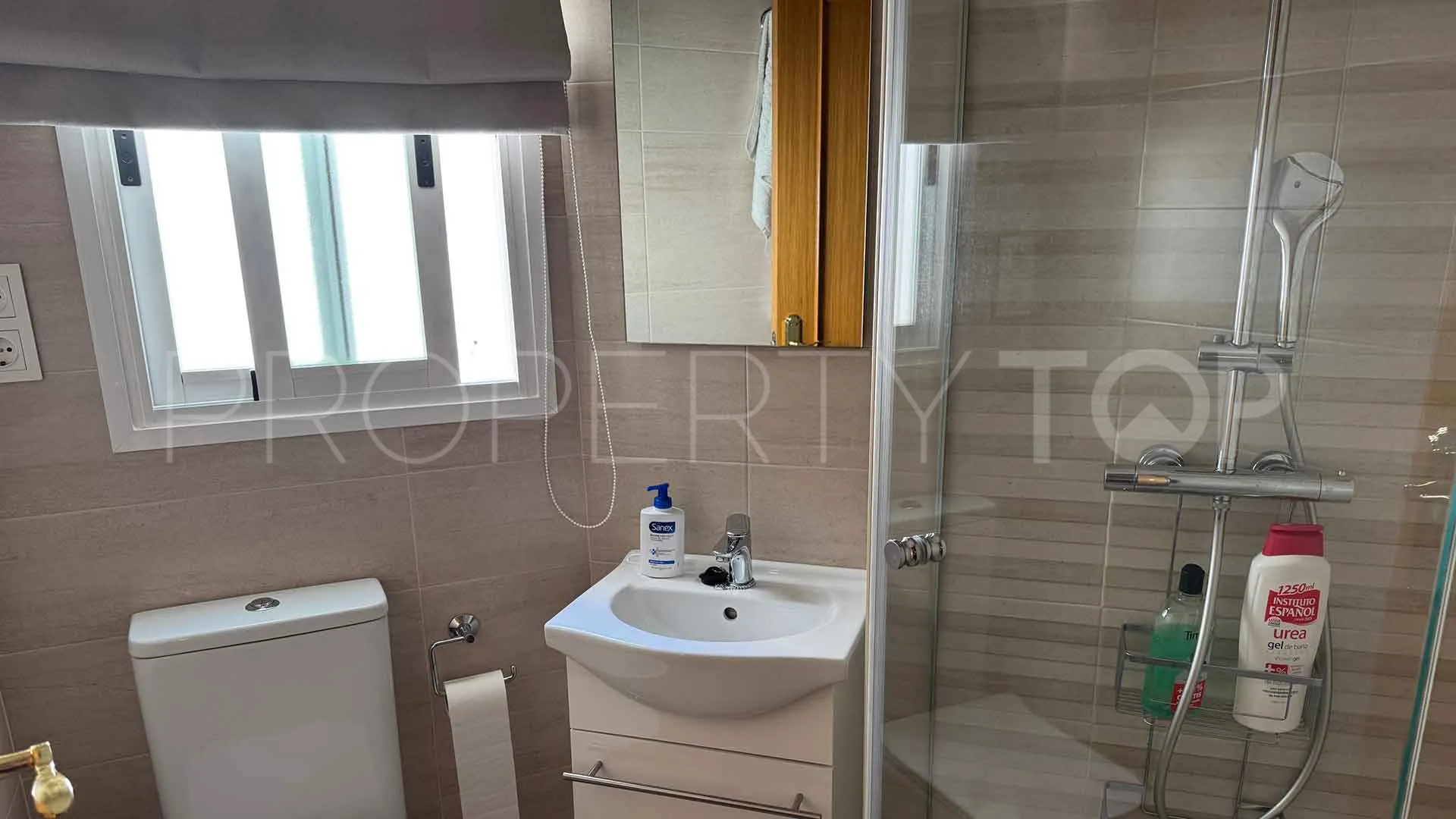 Se vende Ático en Estepona Centro con 4 dormitorios