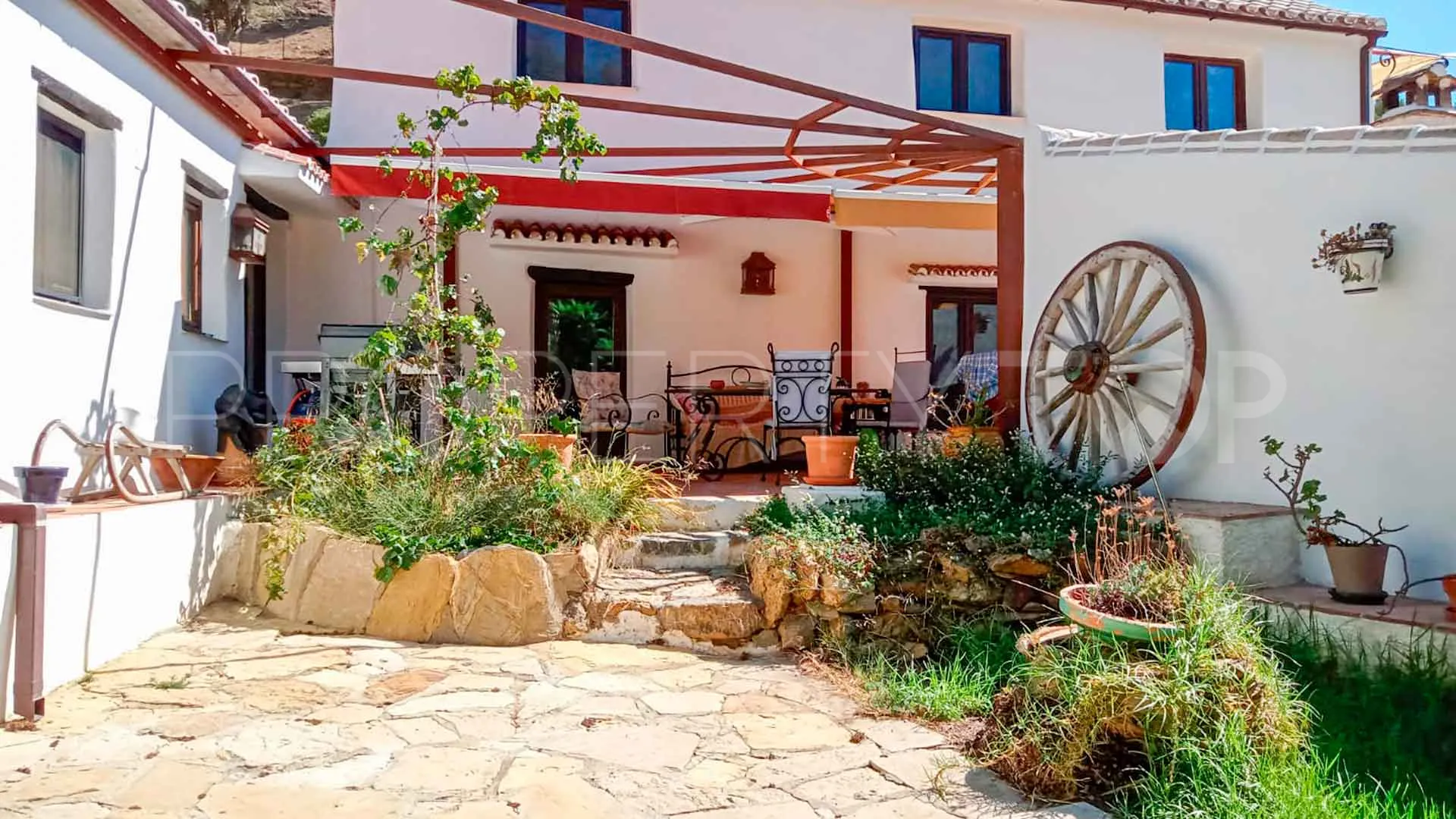 Casares, finca en venta