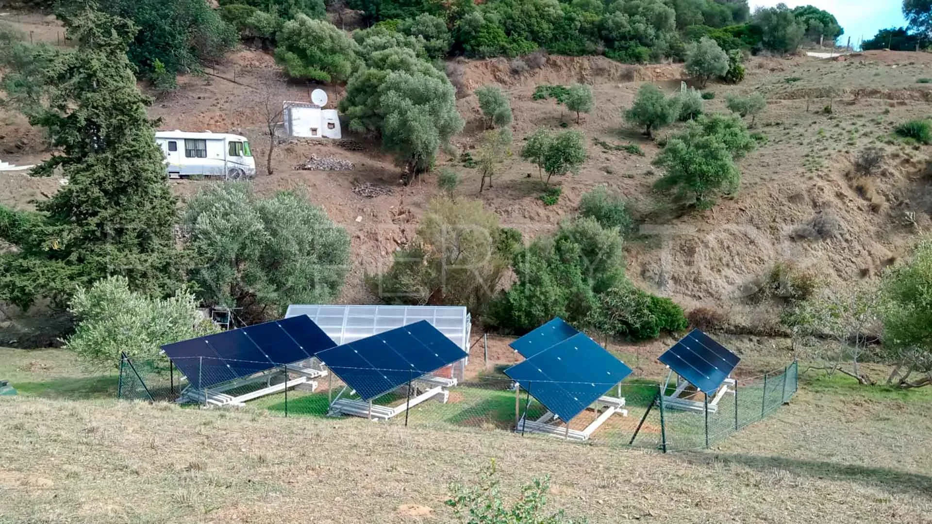 Casares, finca en venta