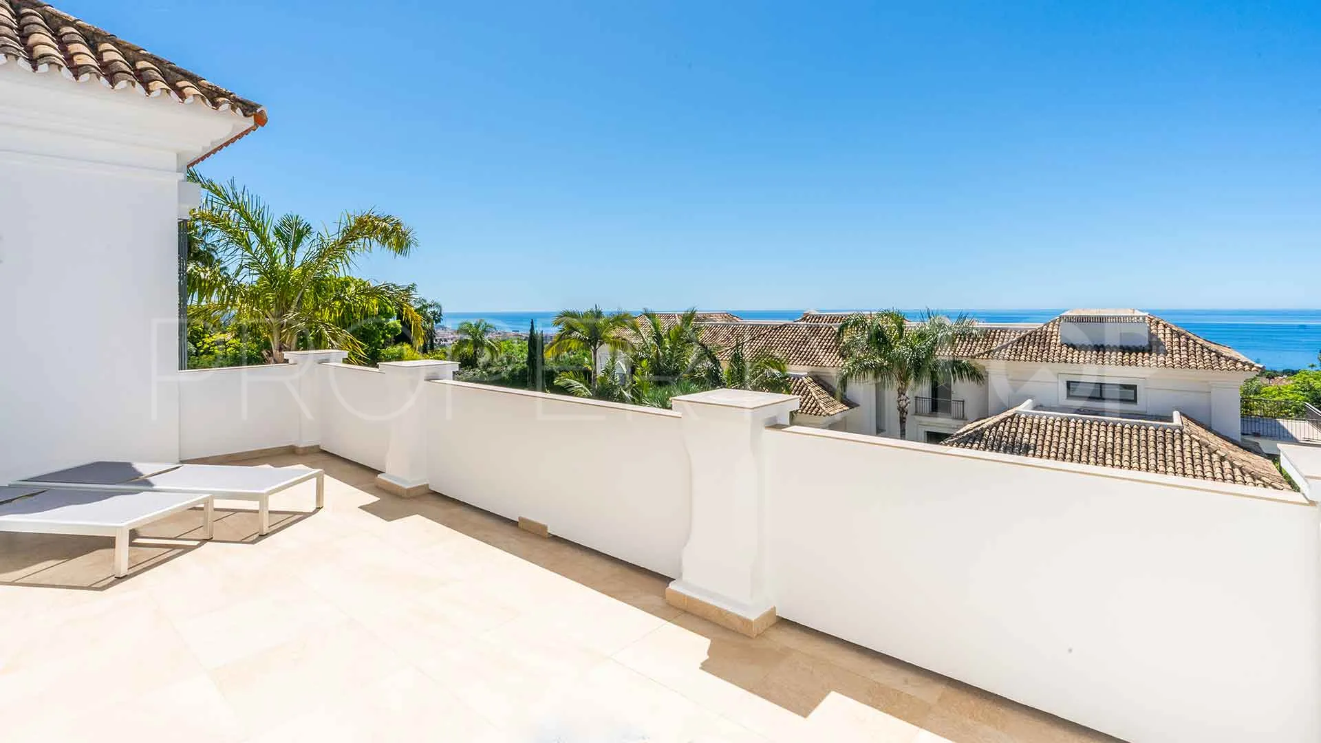 Villa for sale in Sierra Blanca with 5 bedrooms