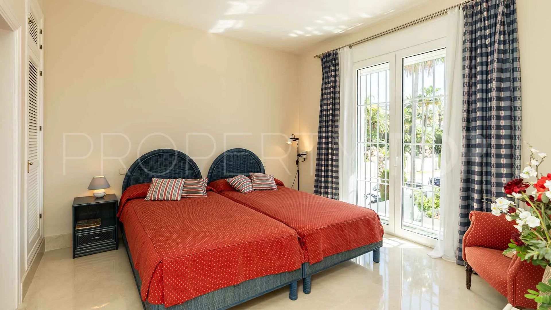 Villa for sale in Sierra Blanca with 5 bedrooms