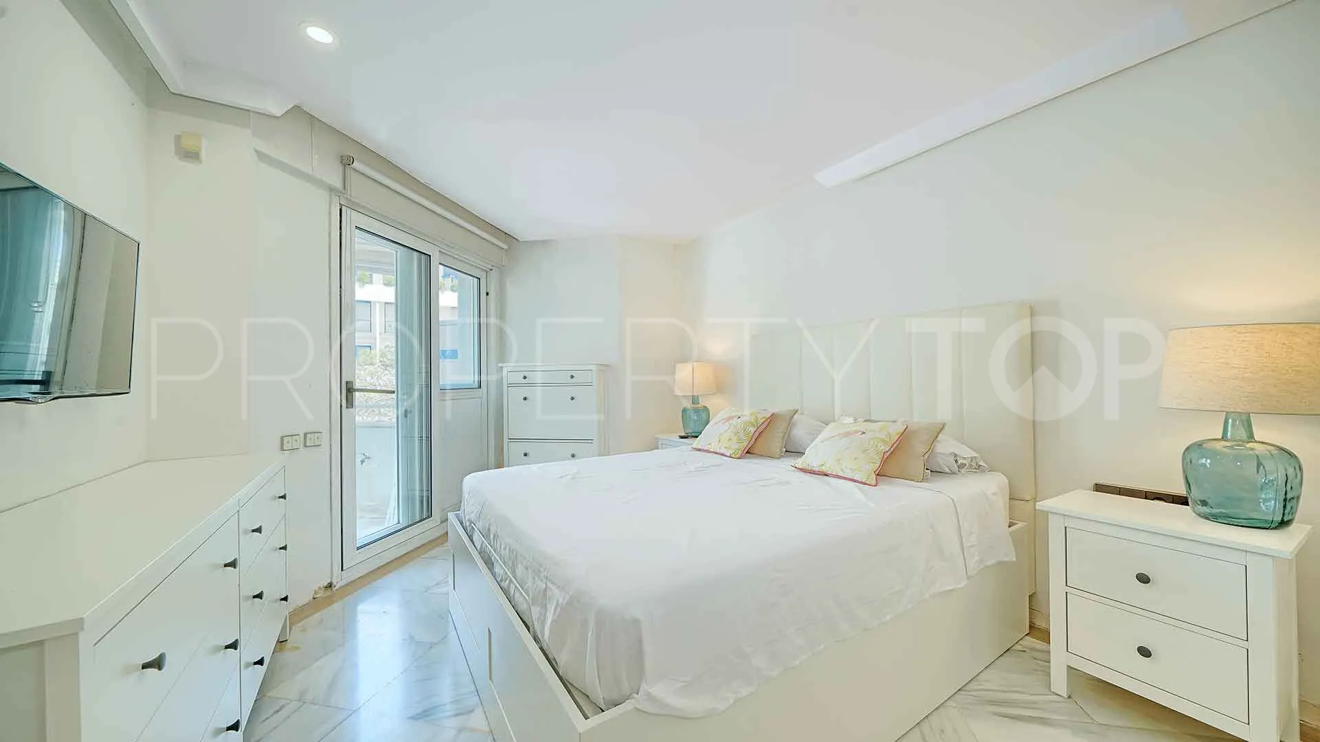 Apartment for sale in Cipreses del Mar with 1 bedroom