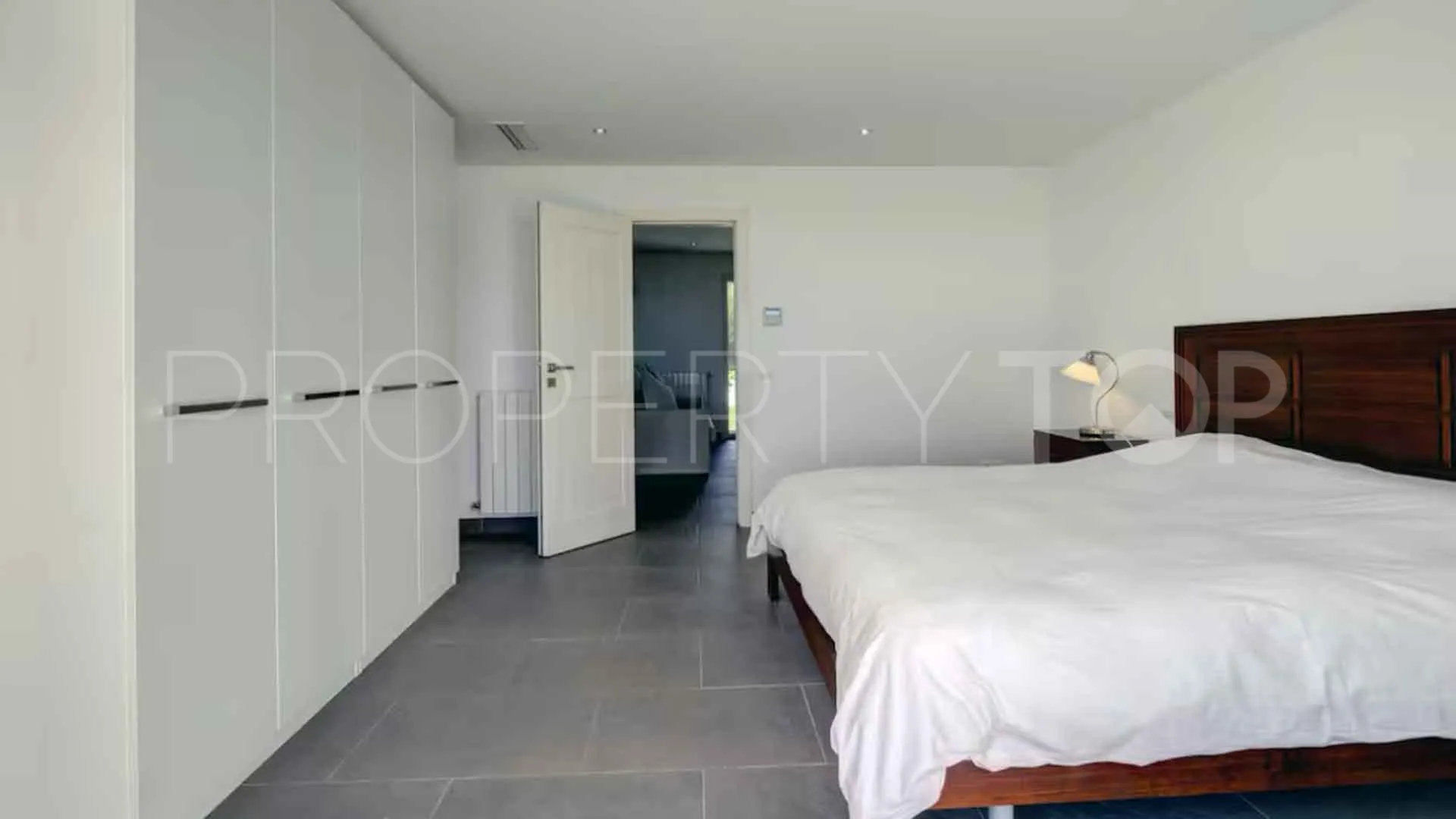 6 bedrooms Manilva villa for sale
