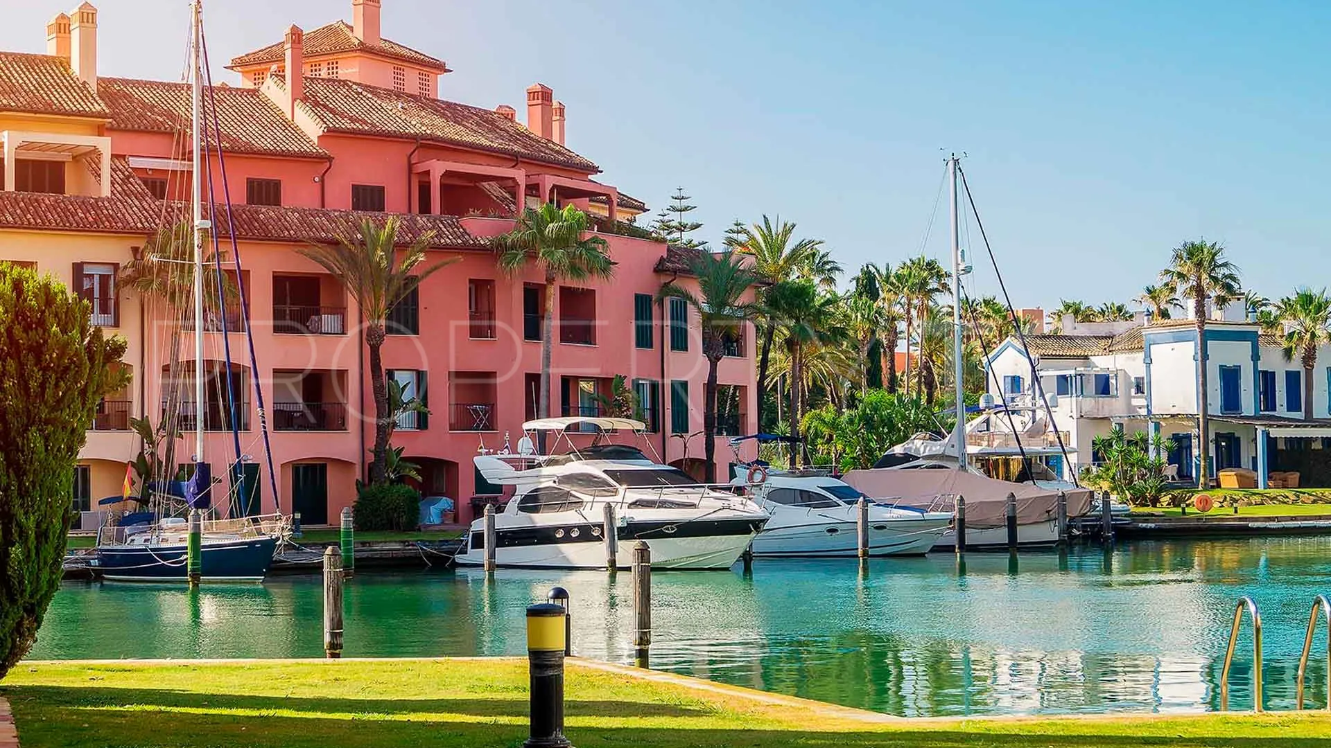 6 bedrooms Manilva villa for sale
