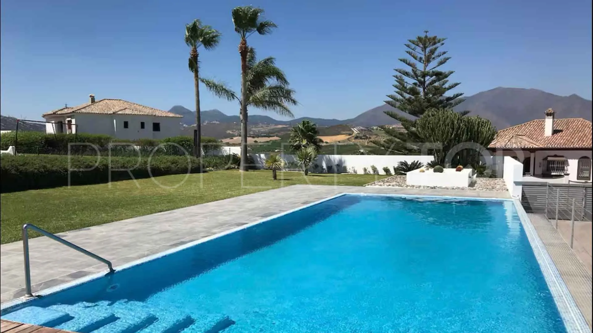 6 bedrooms Manilva villa for sale
