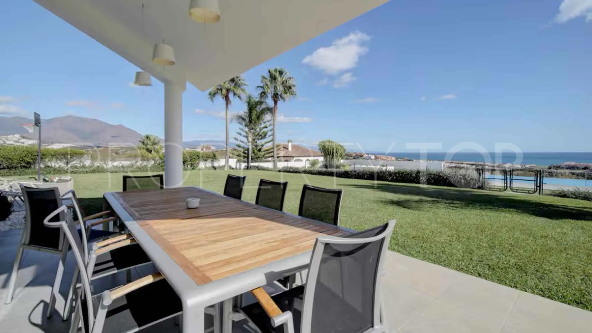 6 bedrooms Manilva villa for sale
