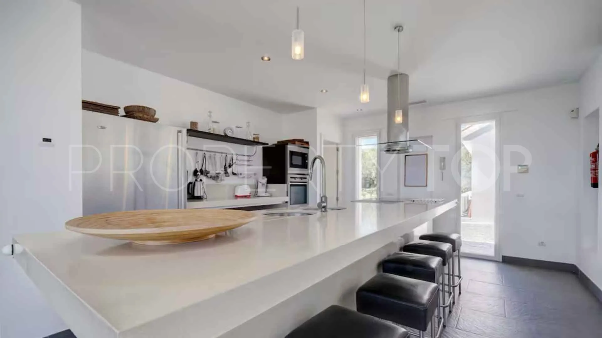 6 bedrooms Manilva villa for sale