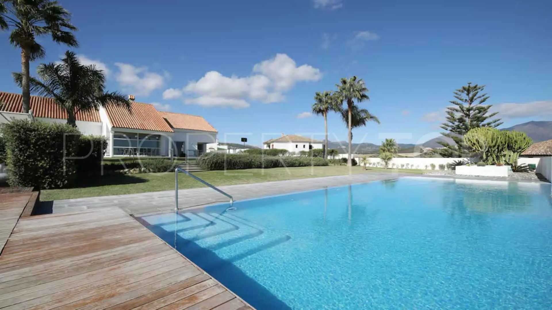 6 bedrooms Manilva villa for sale