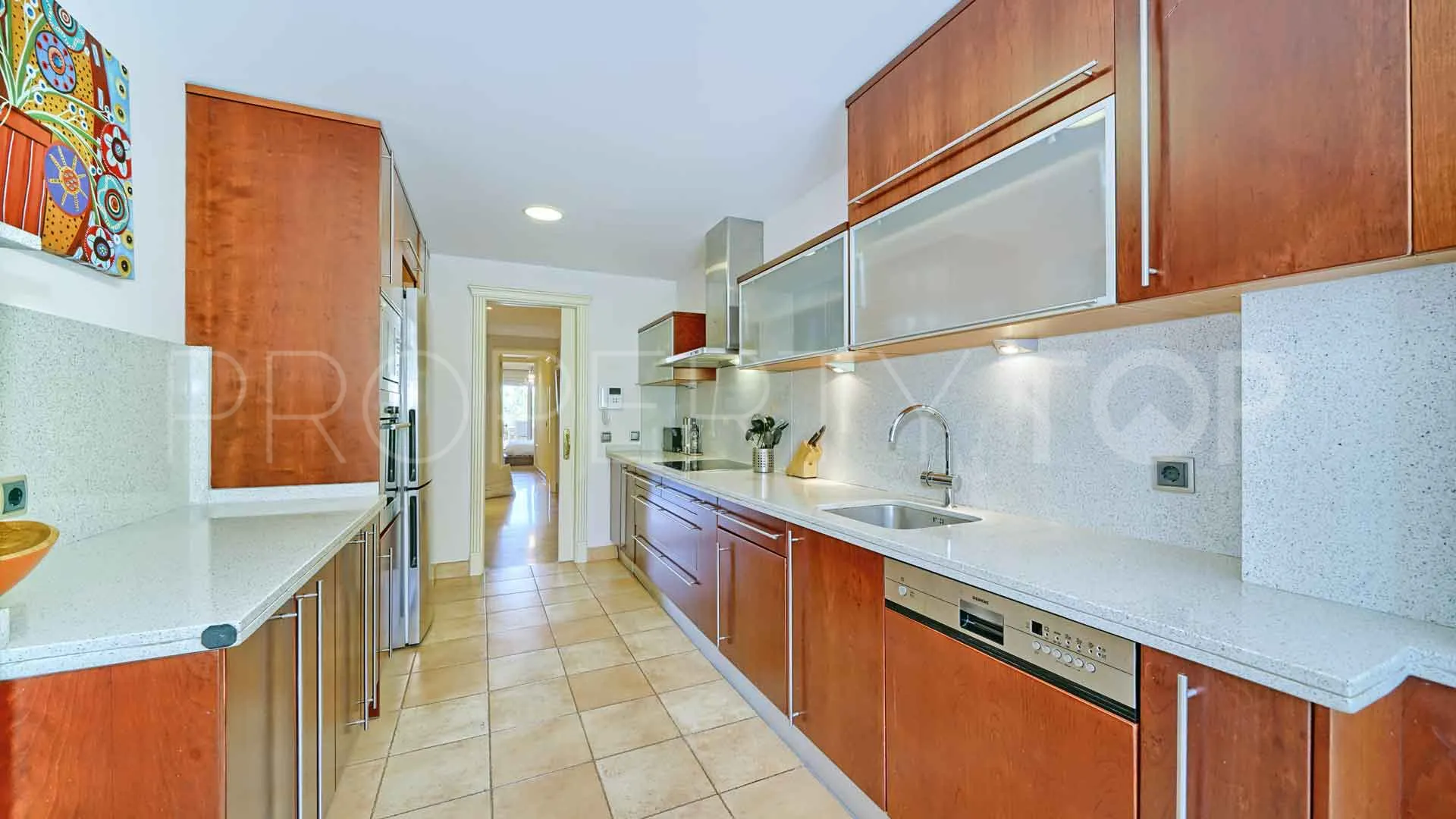 Se vende apartamento en Condado de Sierra Blanca de 3 dormitorios