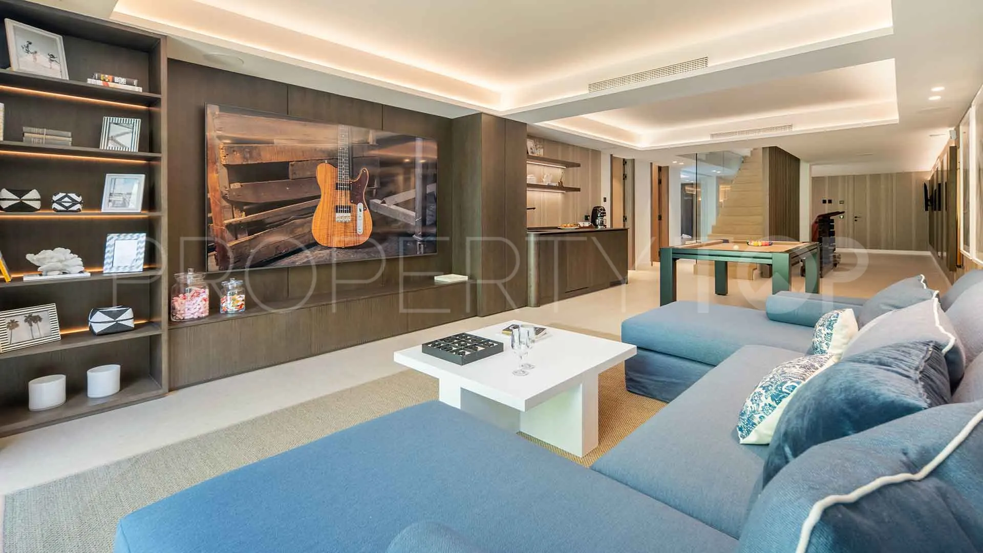 Benahavis villa for sale