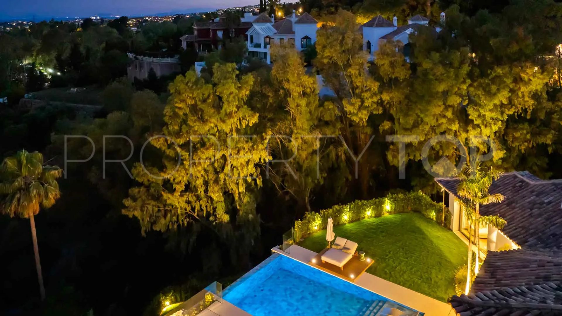 Benahavis villa for sale