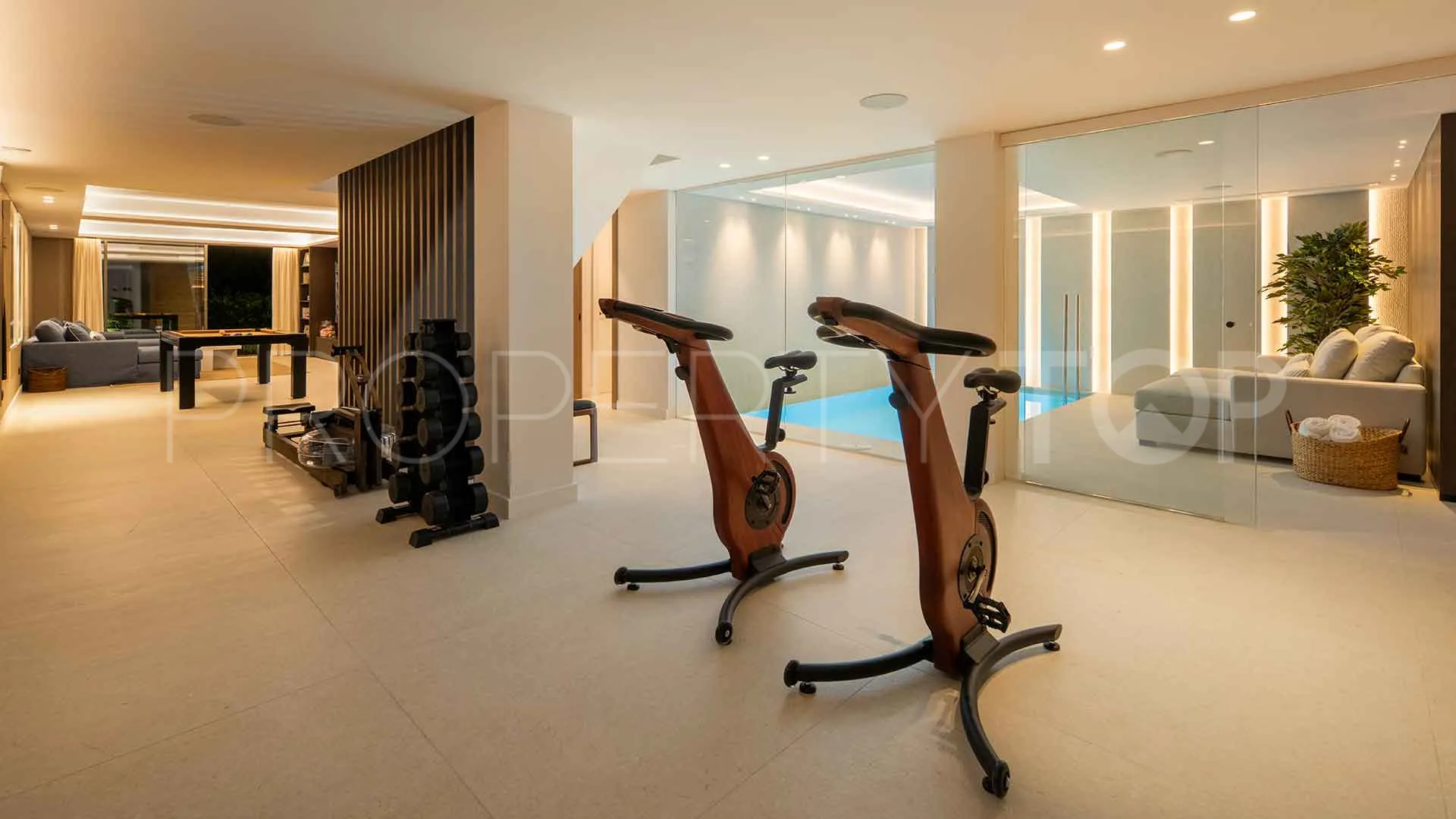 Benahavis villa for sale