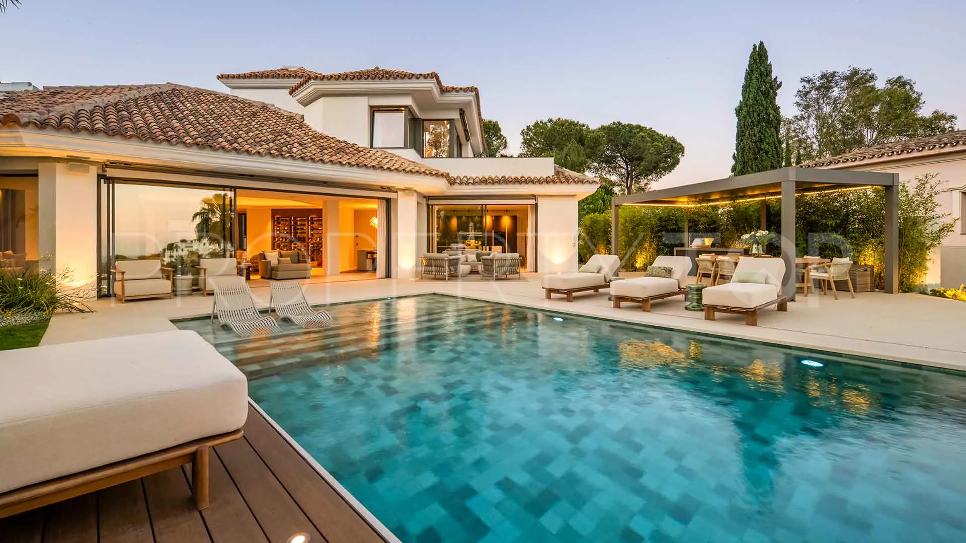 Benahavis villa for sale