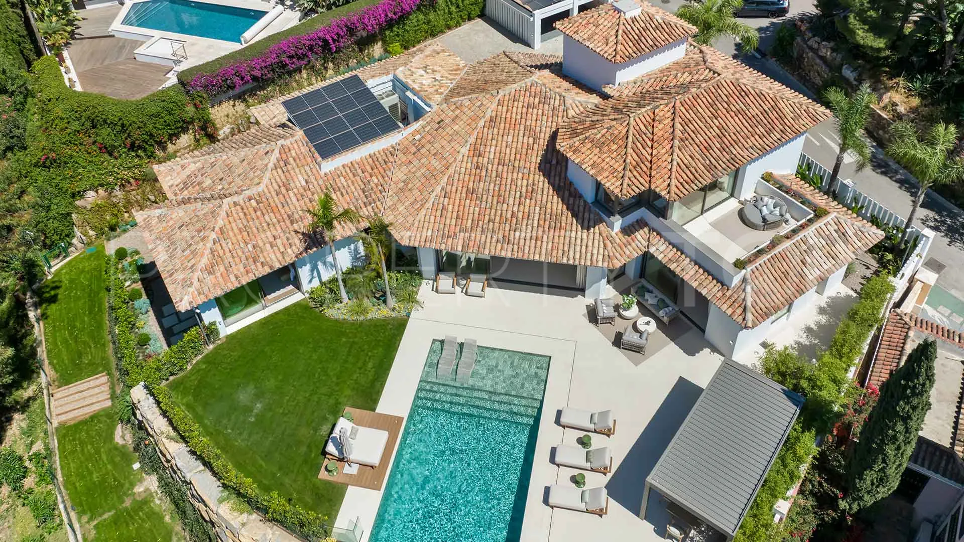 Benahavis villa for sale
