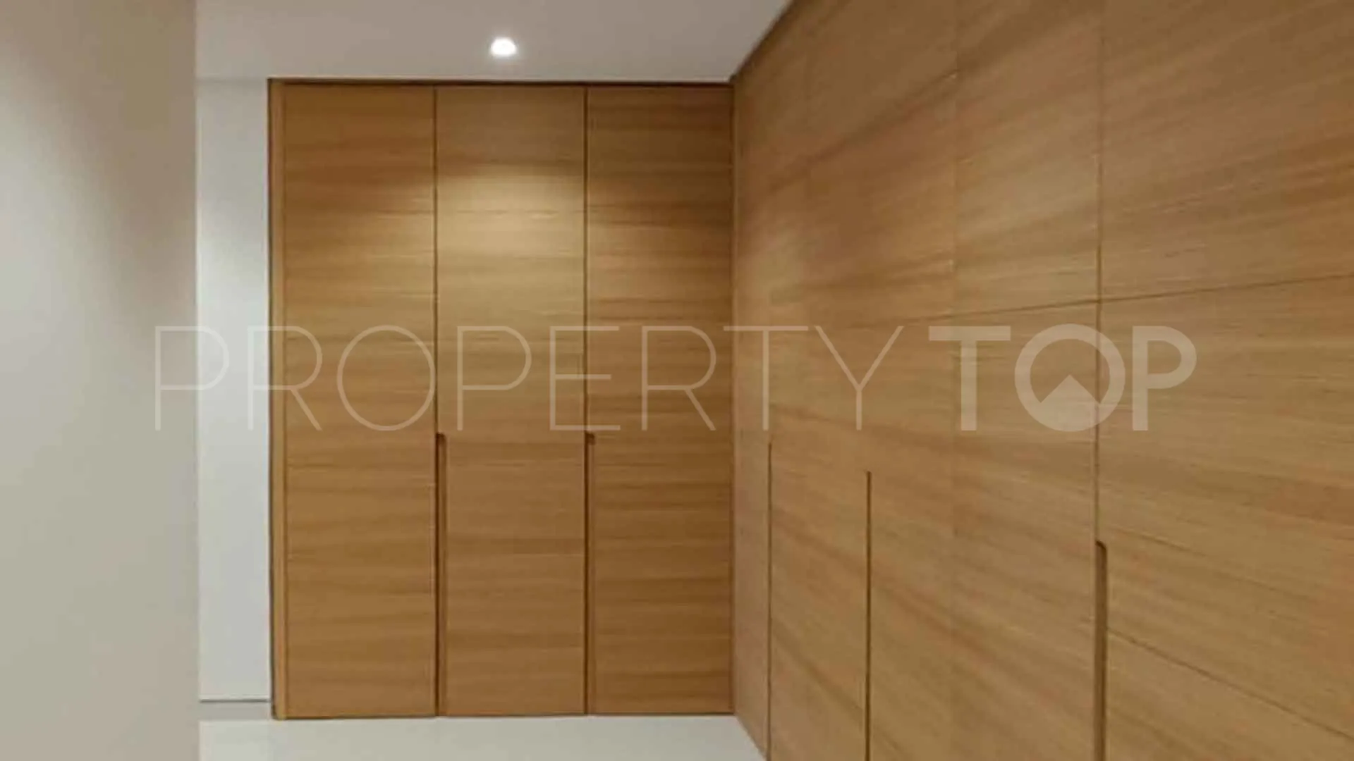 For sale apartment in Marbella - Puerto Banus with 4 bedrooms