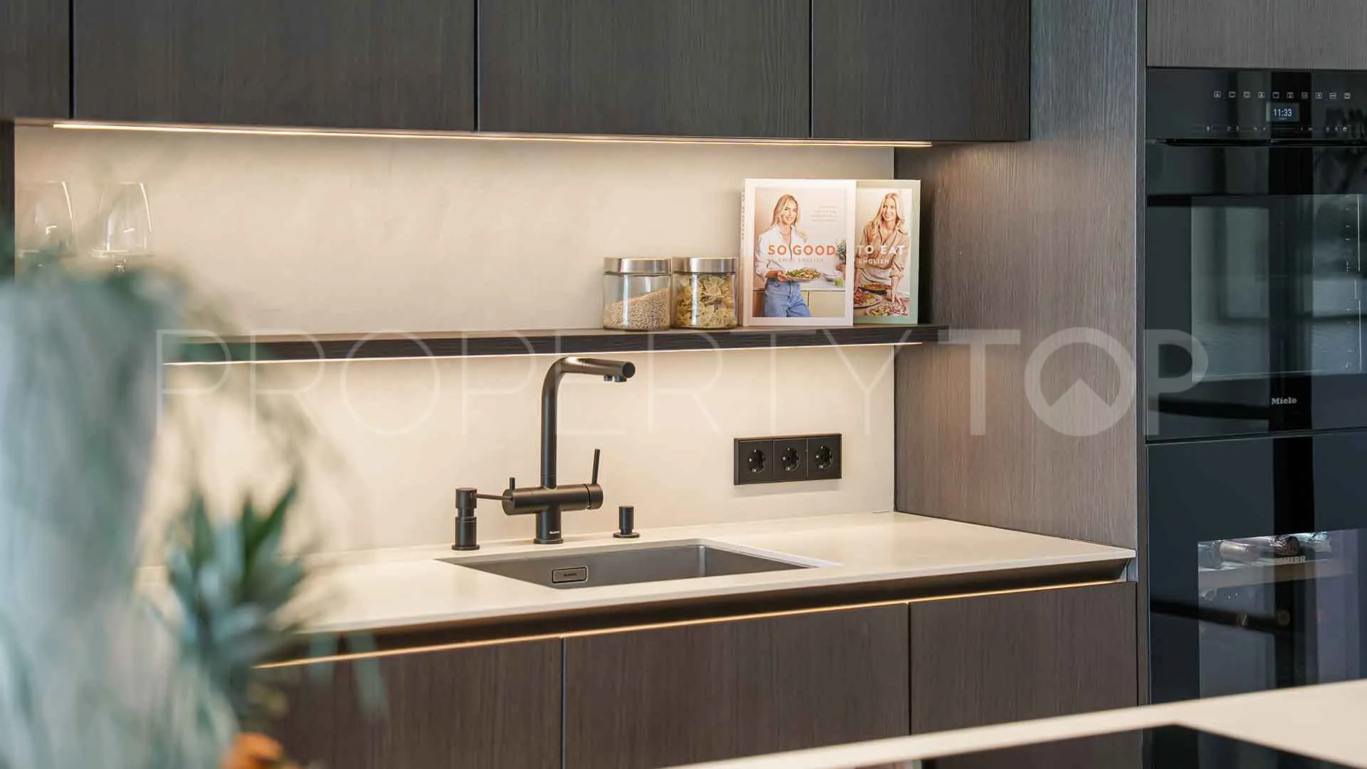Penthouse for sale in Monte Halcones with 2 bedrooms