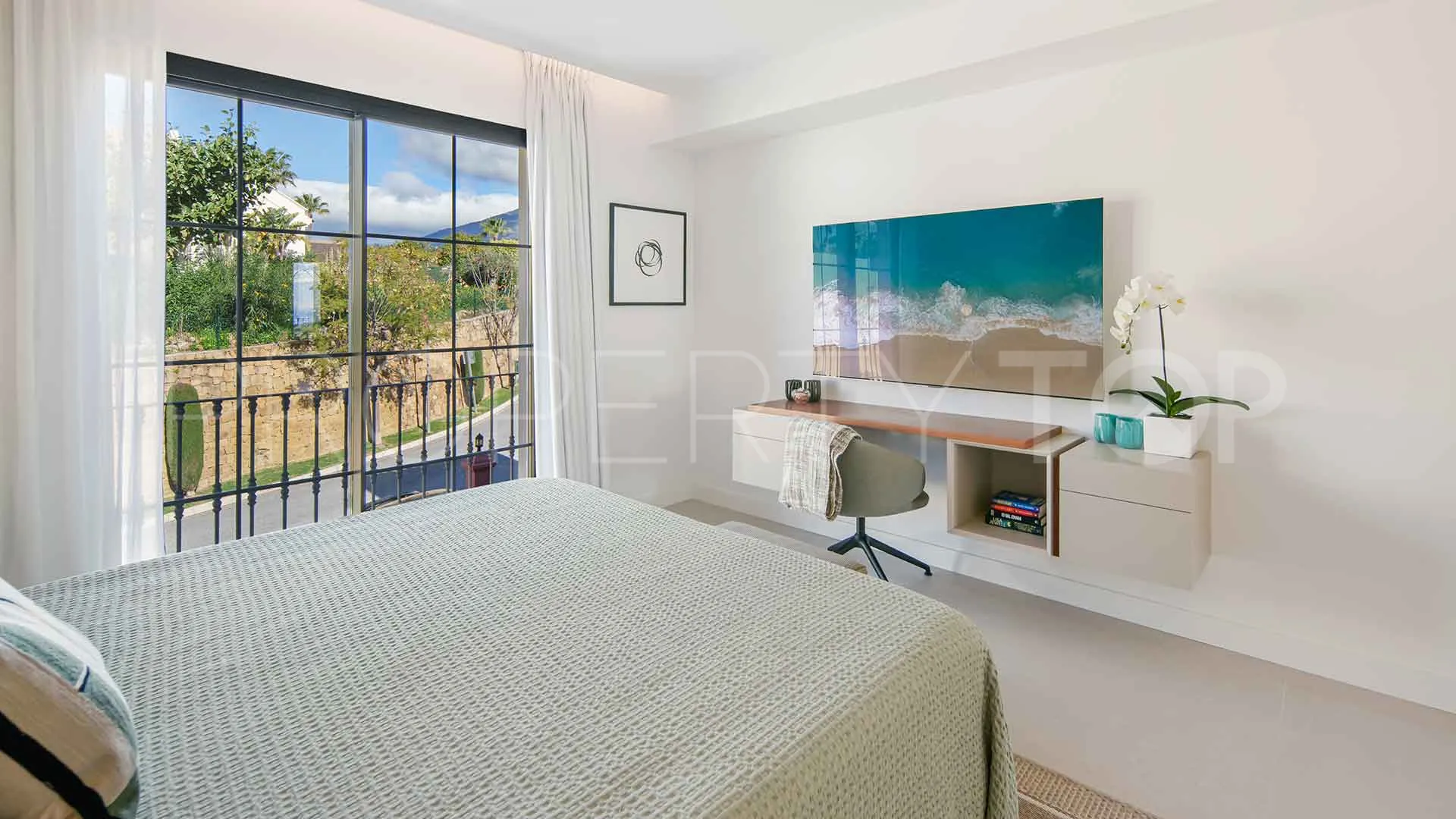 Penthouse for sale in Monte Halcones with 2 bedrooms
