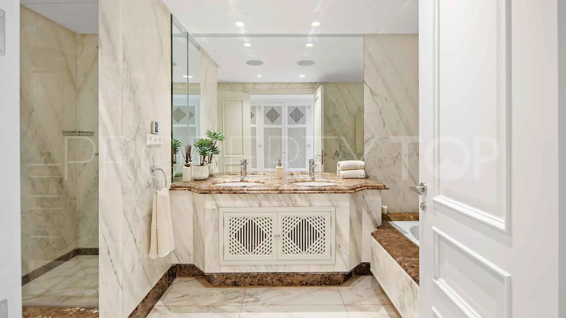 Buy penthouse in La Morera