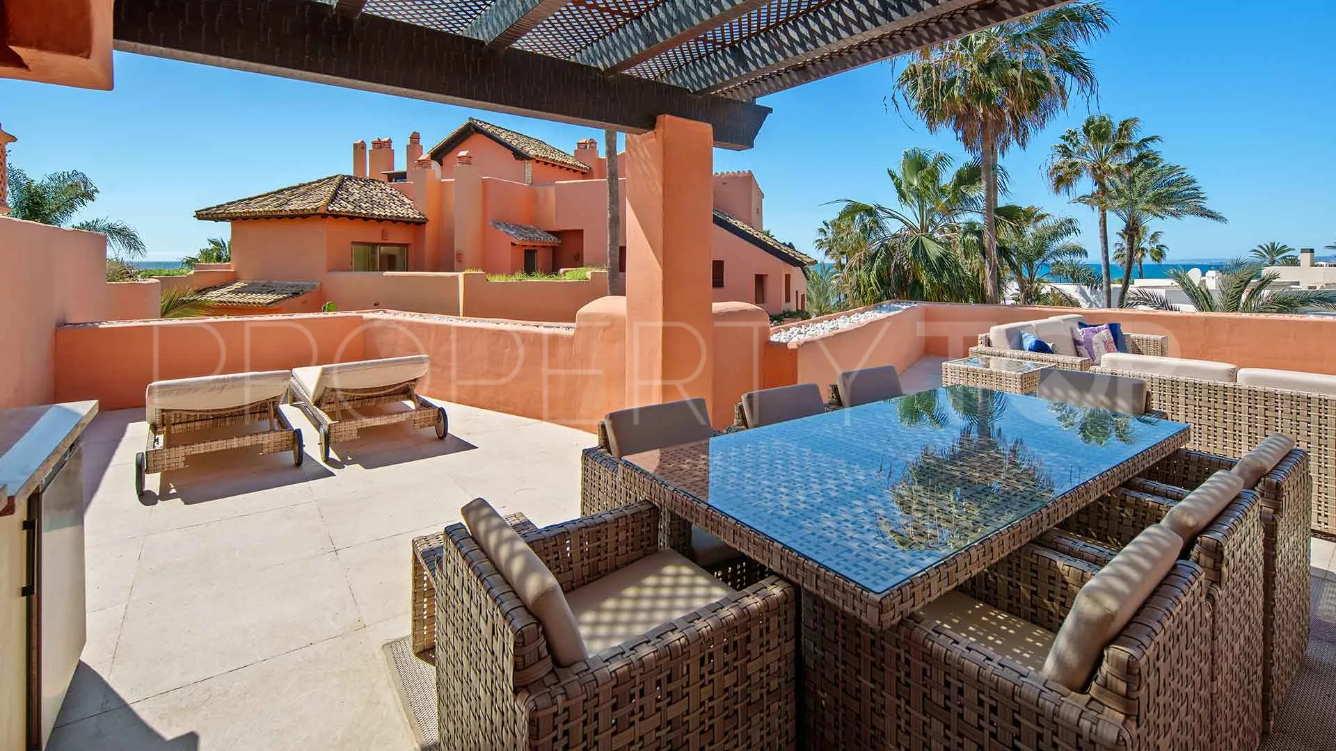Buy penthouse in La Morera