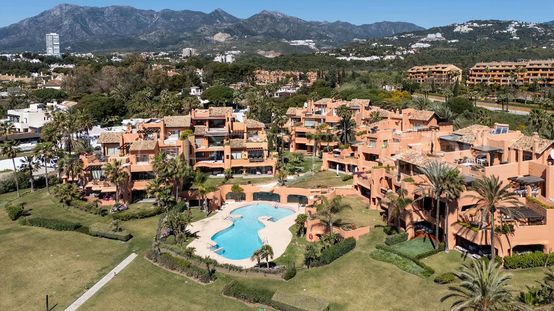 Buy penthouse in La Morera