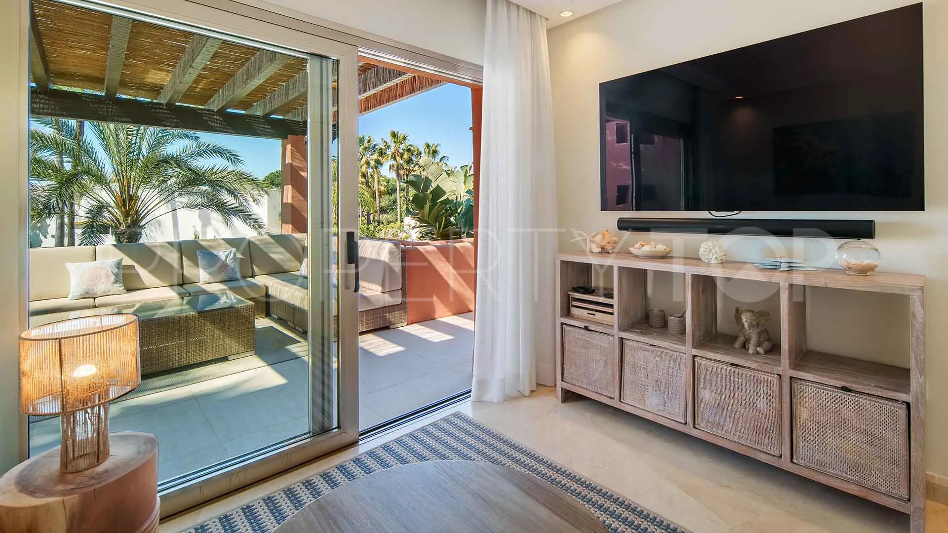 Buy penthouse in La Morera