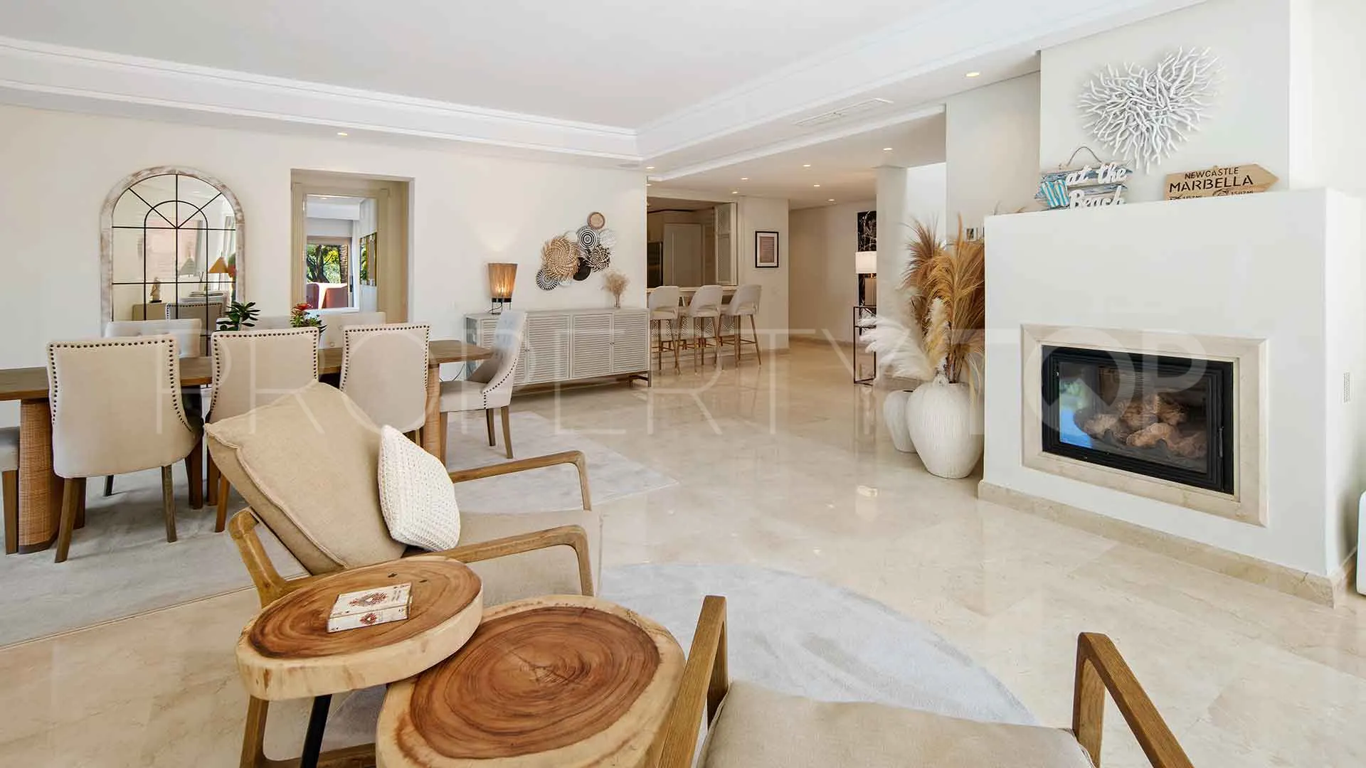 Buy penthouse in La Morera