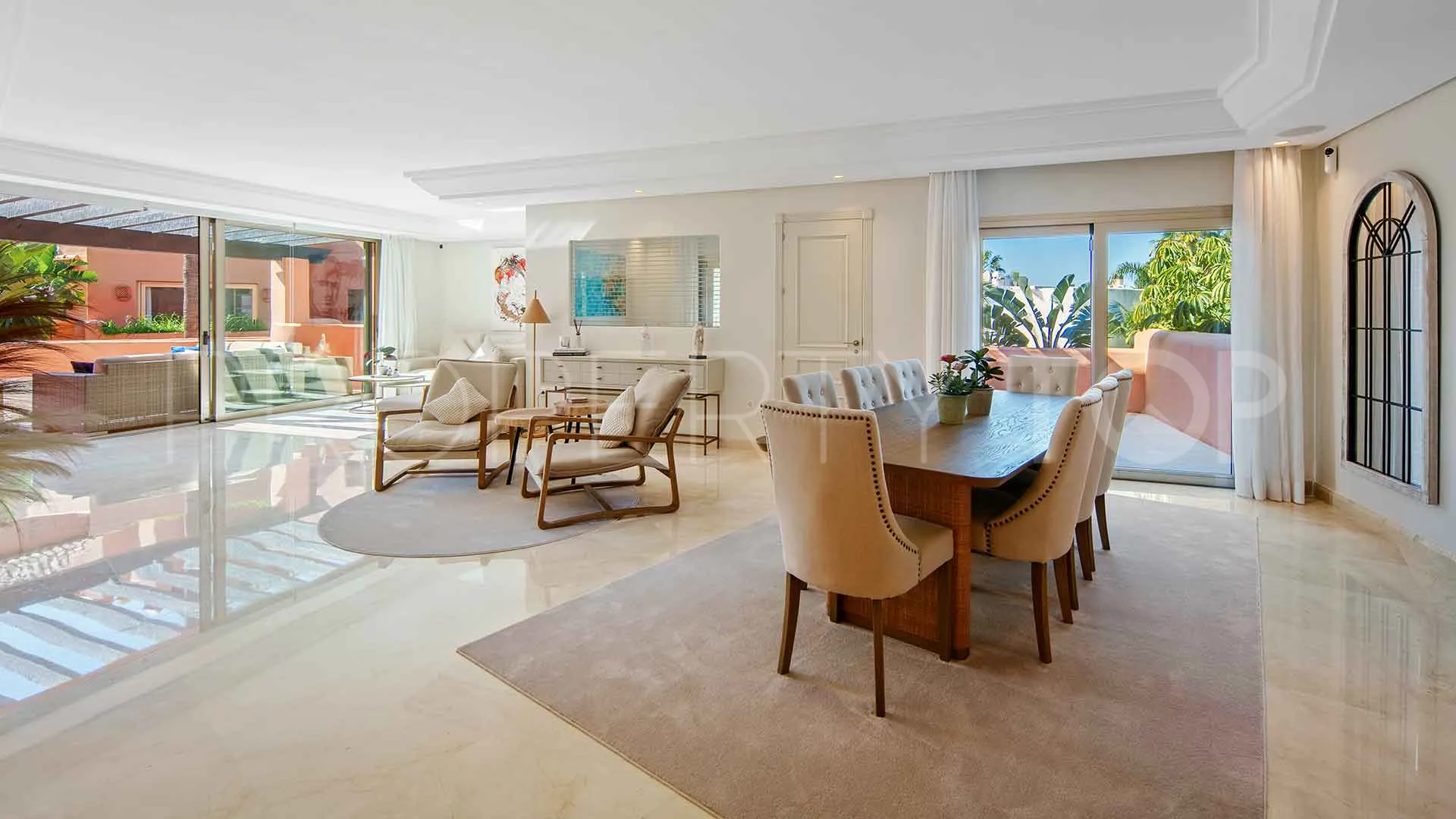 Buy penthouse in La Morera