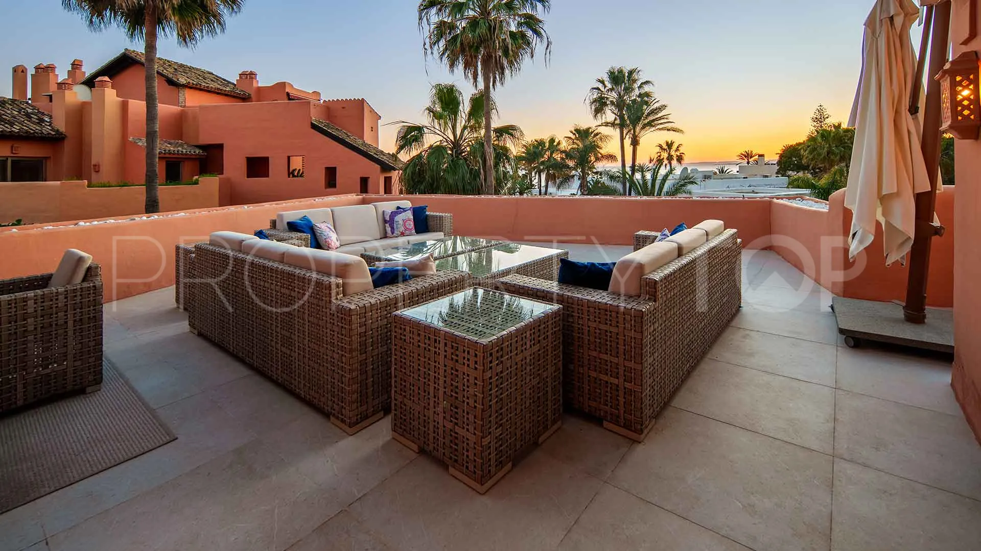 Buy penthouse in La Morera