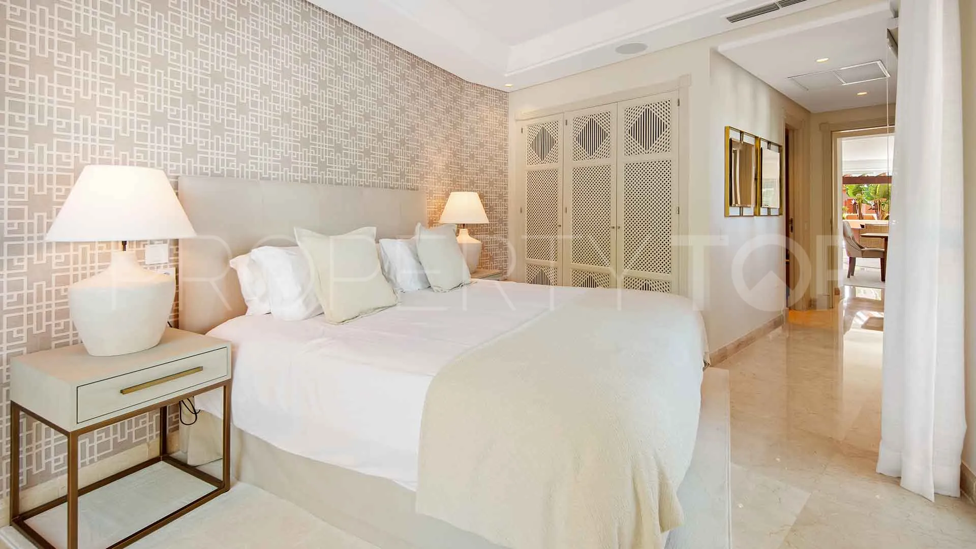 Buy penthouse in La Morera