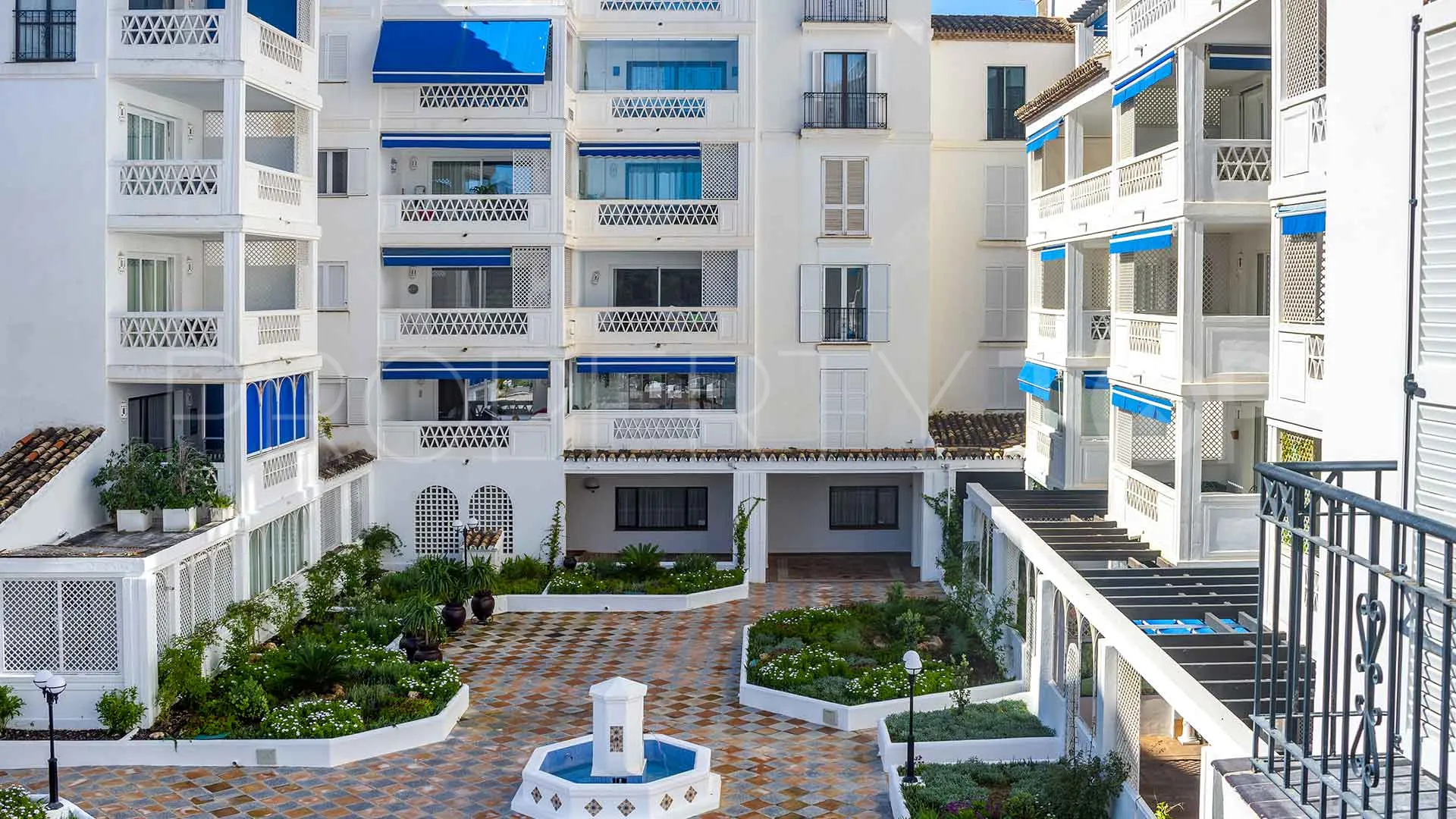 Se vende apartamento en Playas del Duque