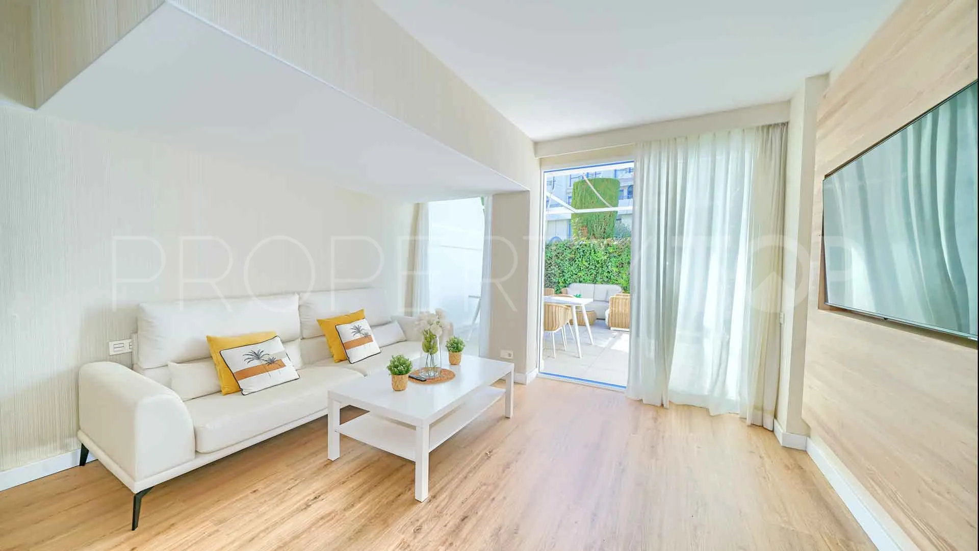 Buy ground floor duplex in Marbella House