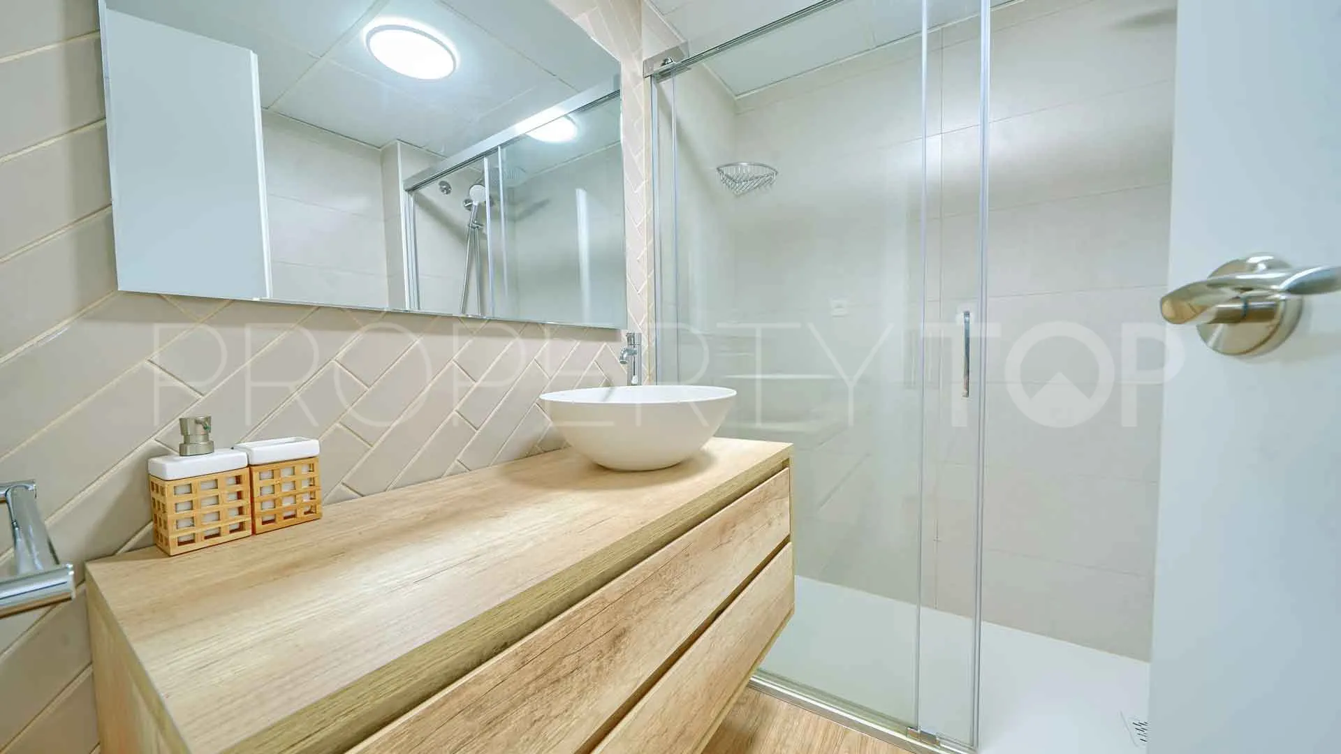 Buy ground floor duplex in Marbella House