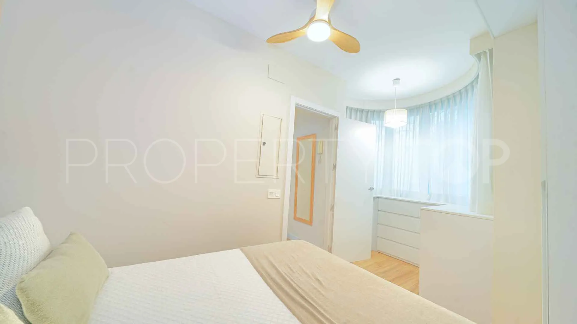 Buy ground floor duplex in Marbella House
