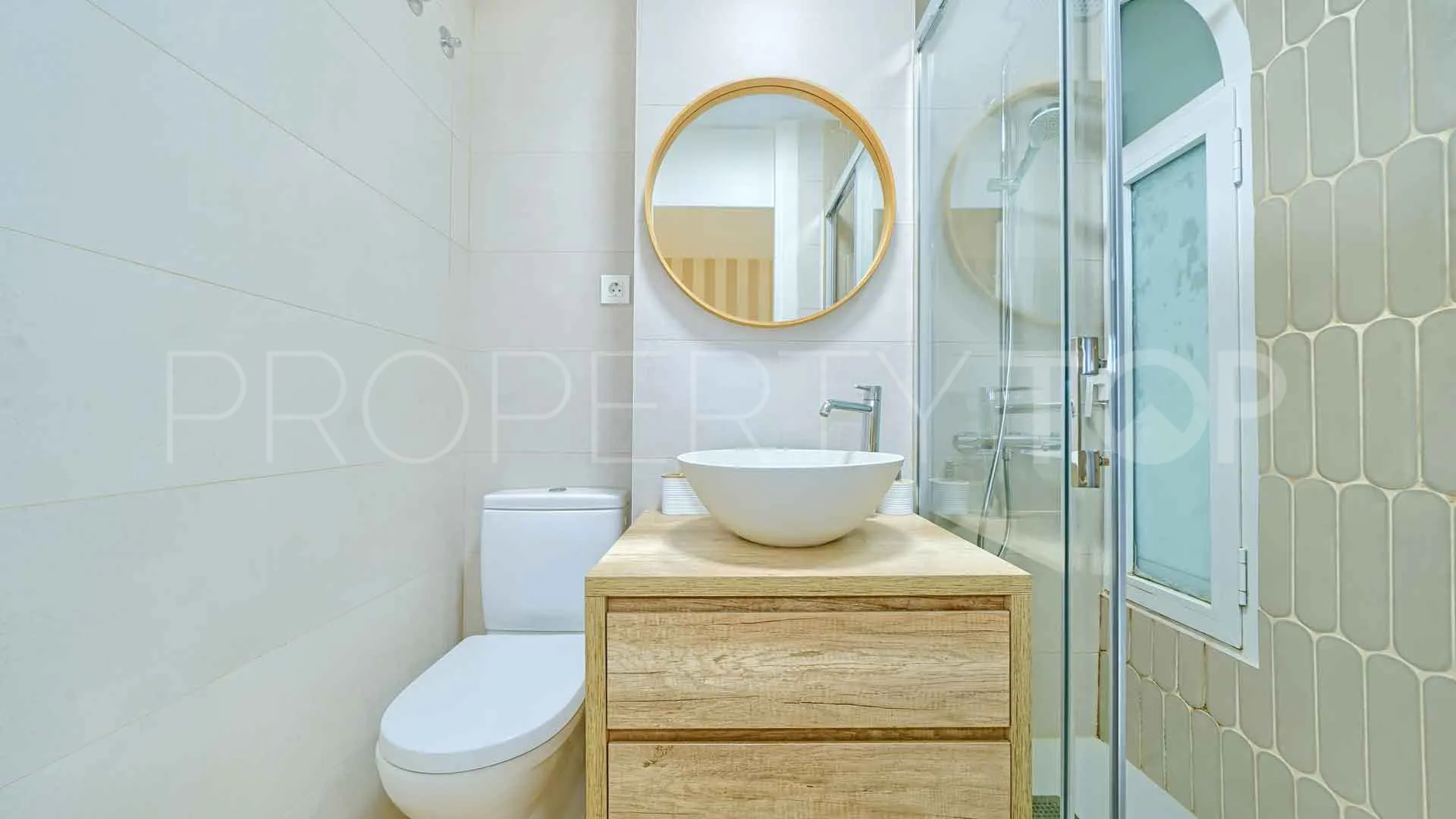 Buy ground floor duplex in Marbella House
