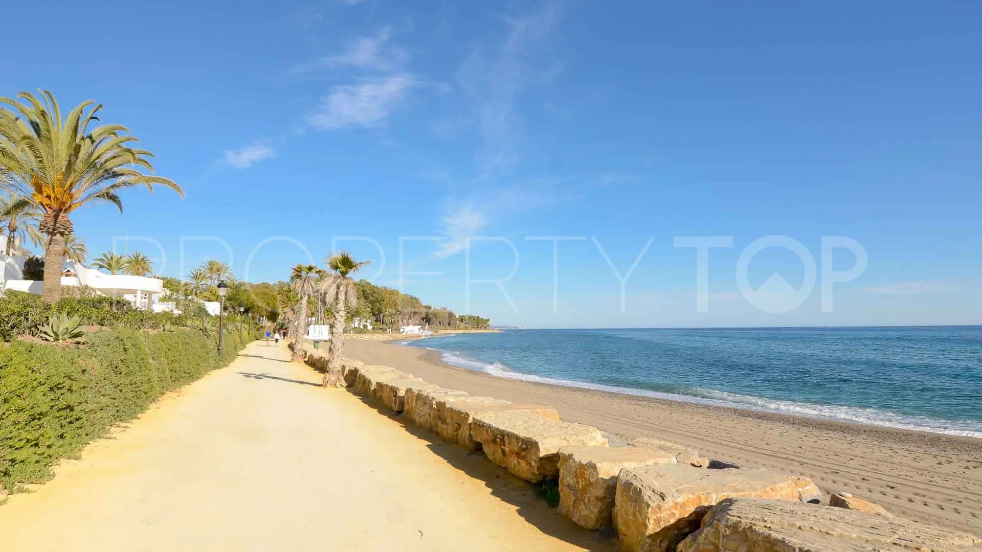 Buy ground floor duplex in Marbella House
