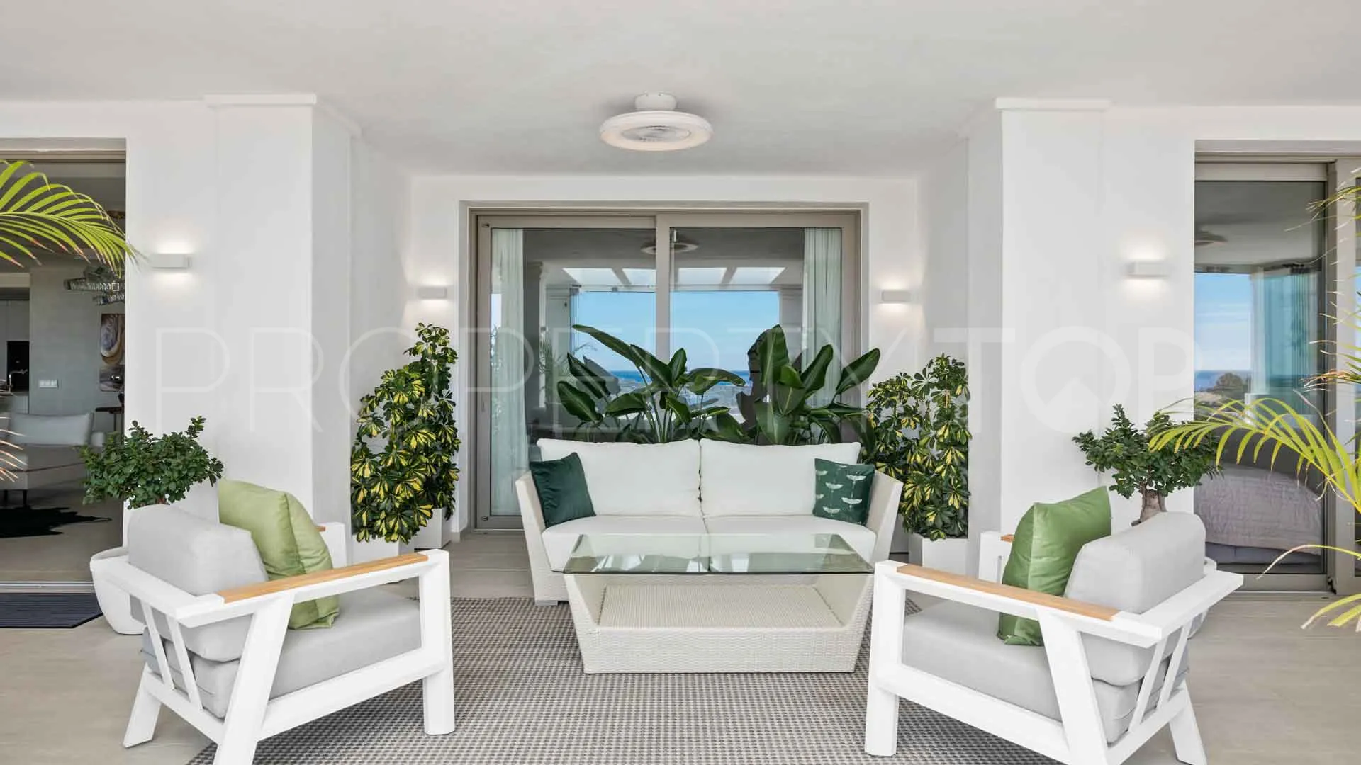 Apartamento en venta en Nueva Andalucia