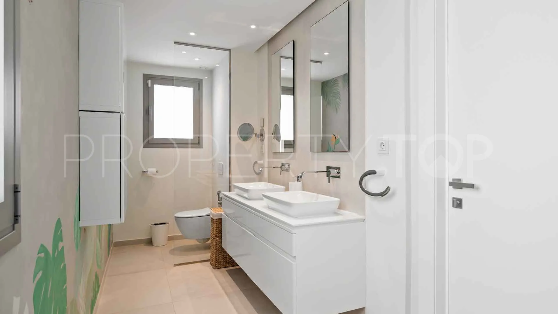 Apartamento en venta en Nueva Andalucia