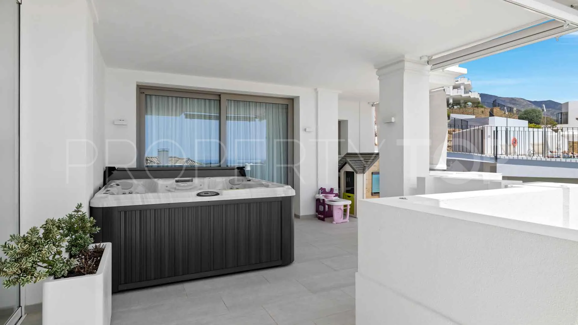 Apartamento en venta en Nueva Andalucia
