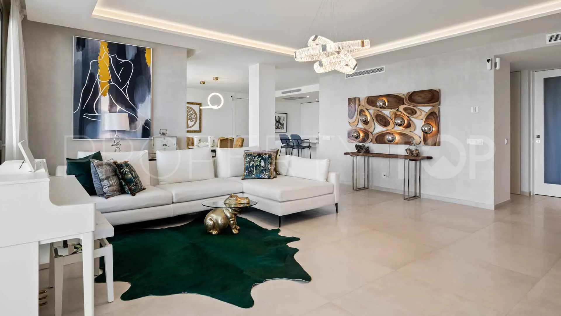 Apartamento en venta en Nueva Andalucia