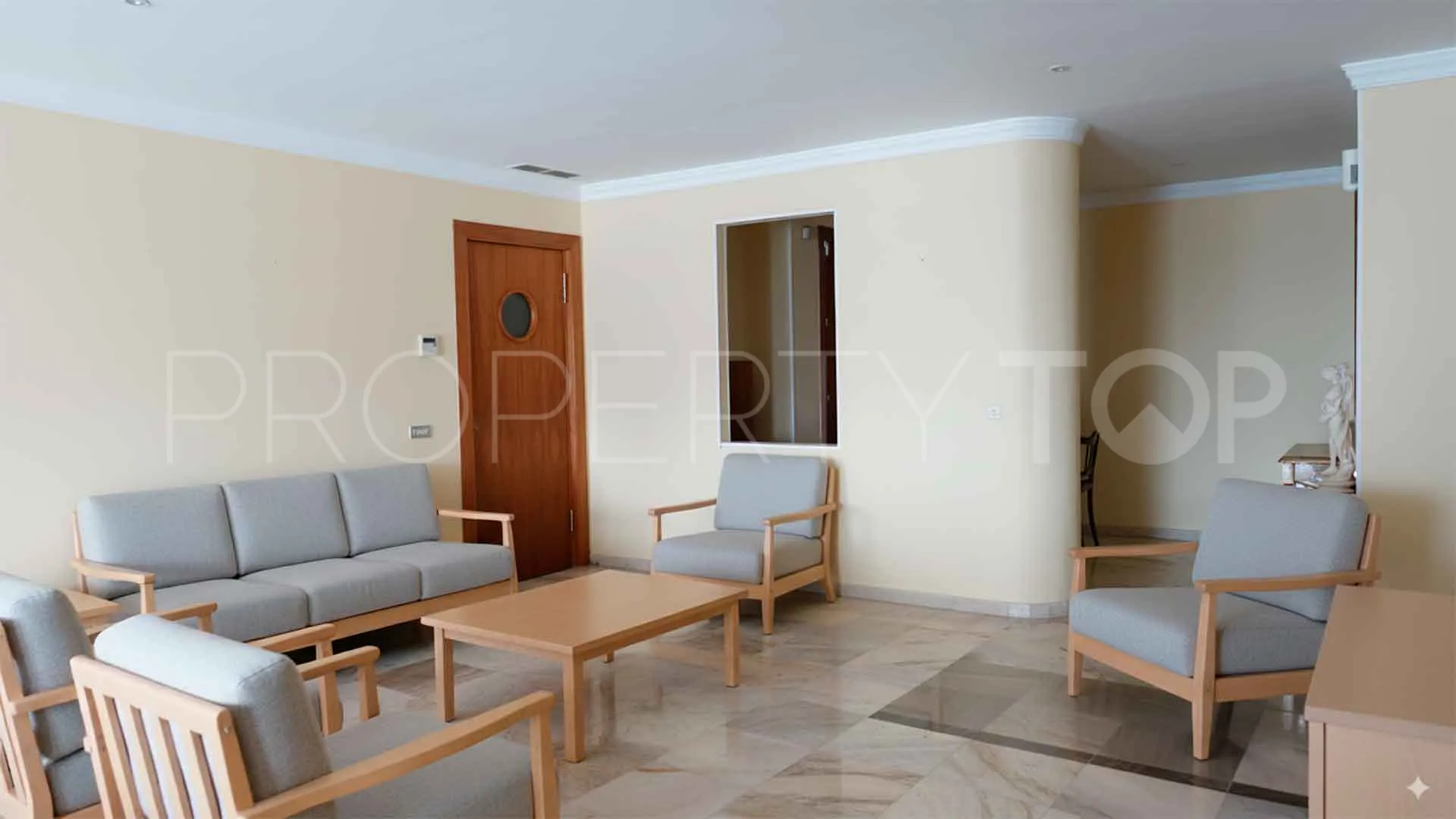 For sale office in Ricardo Soriano